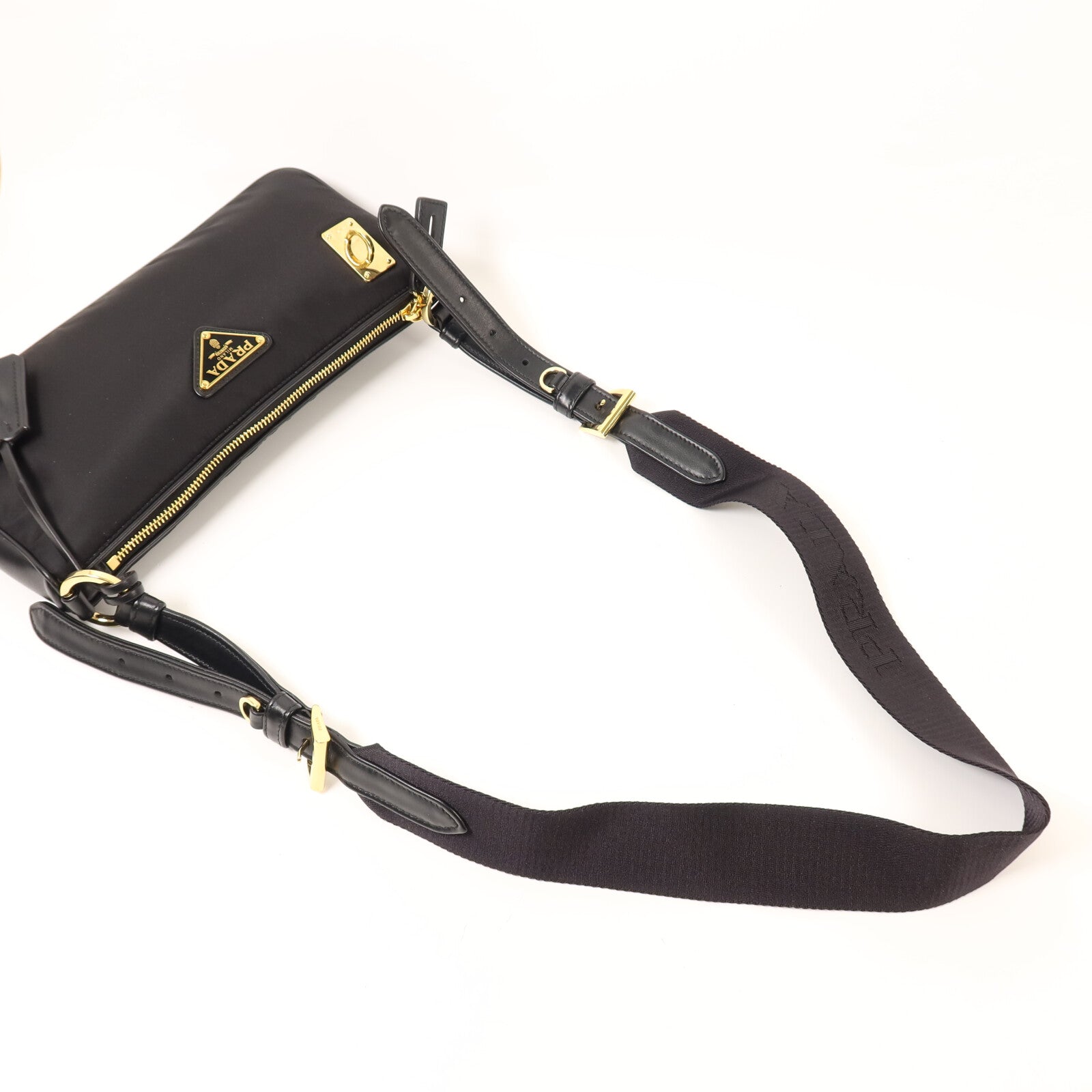 PRADA 尼龍Shoulder Bag金扣肩背袋