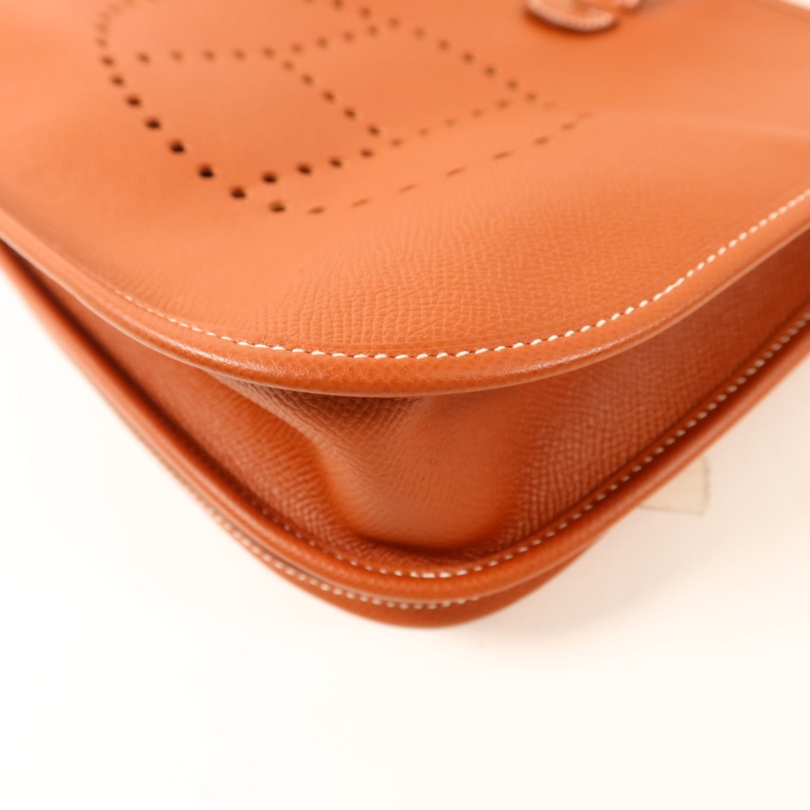 HERMES Epsom皮革Evelyne PM銀扣肩背袋Brique