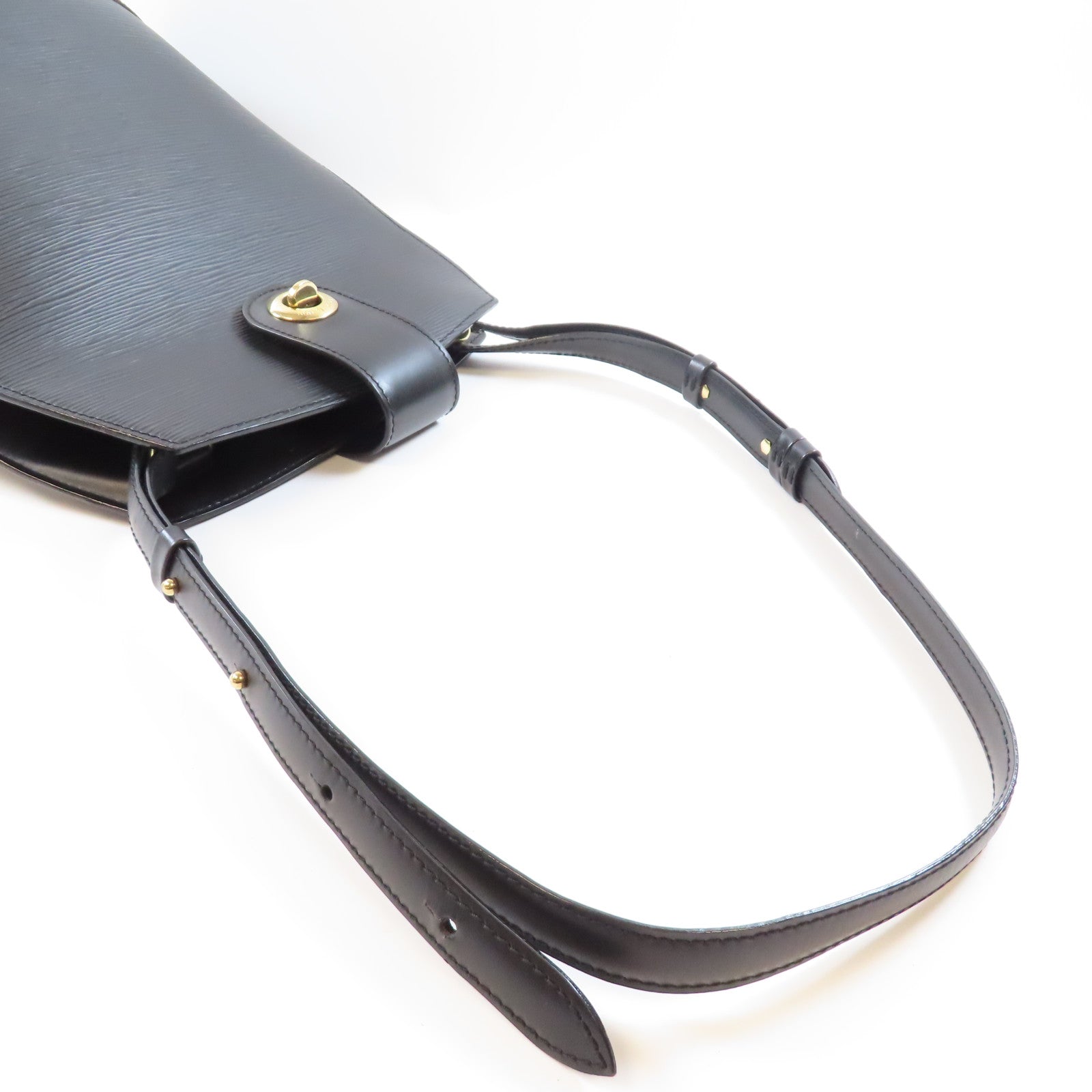 LOUIS VUITTON Epi Cluny金扣肩背袋黑色