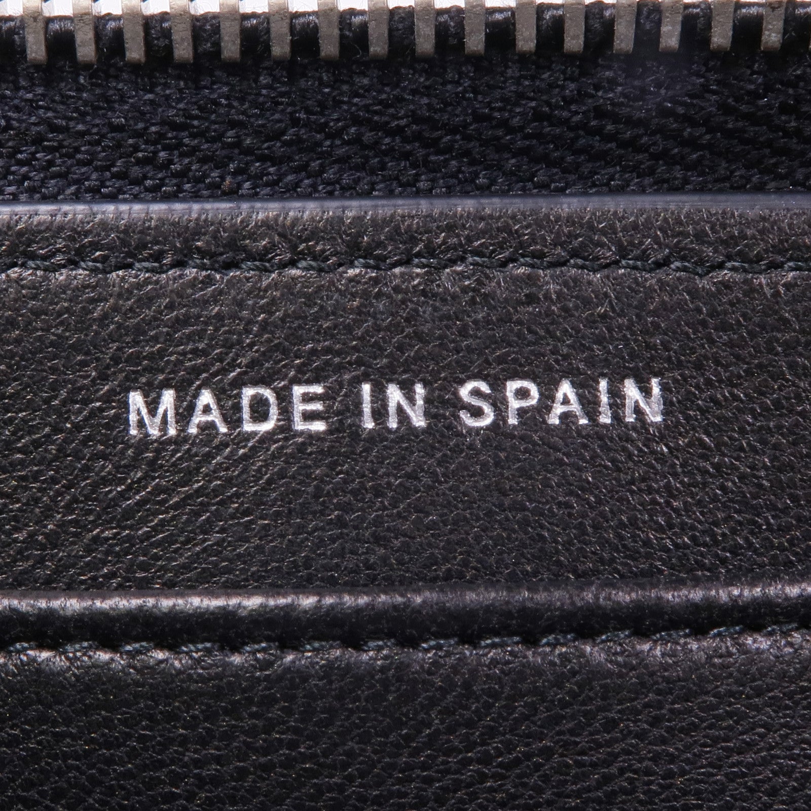 CHANEL 漆皮皮革Round Long Wallet銀扣長錢包