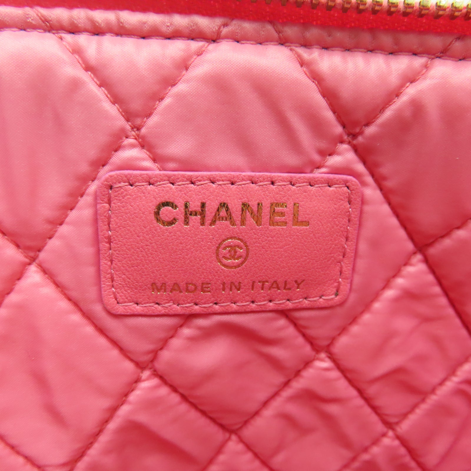 CHANEL 【激減優惠】菱格羊皮皮革Clutch手拿包金扣粉紅色