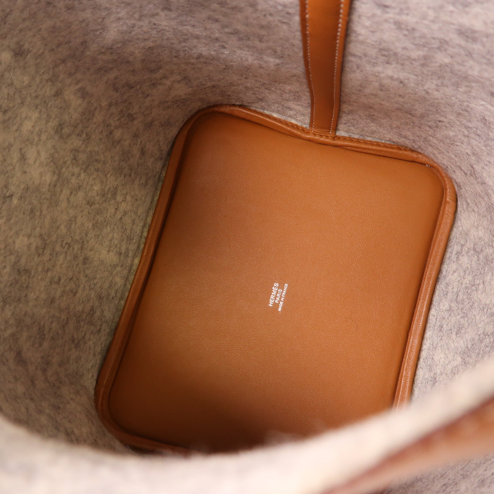 HERMES 毛氈Picotin MM銀扣手挽袋Gris Clair