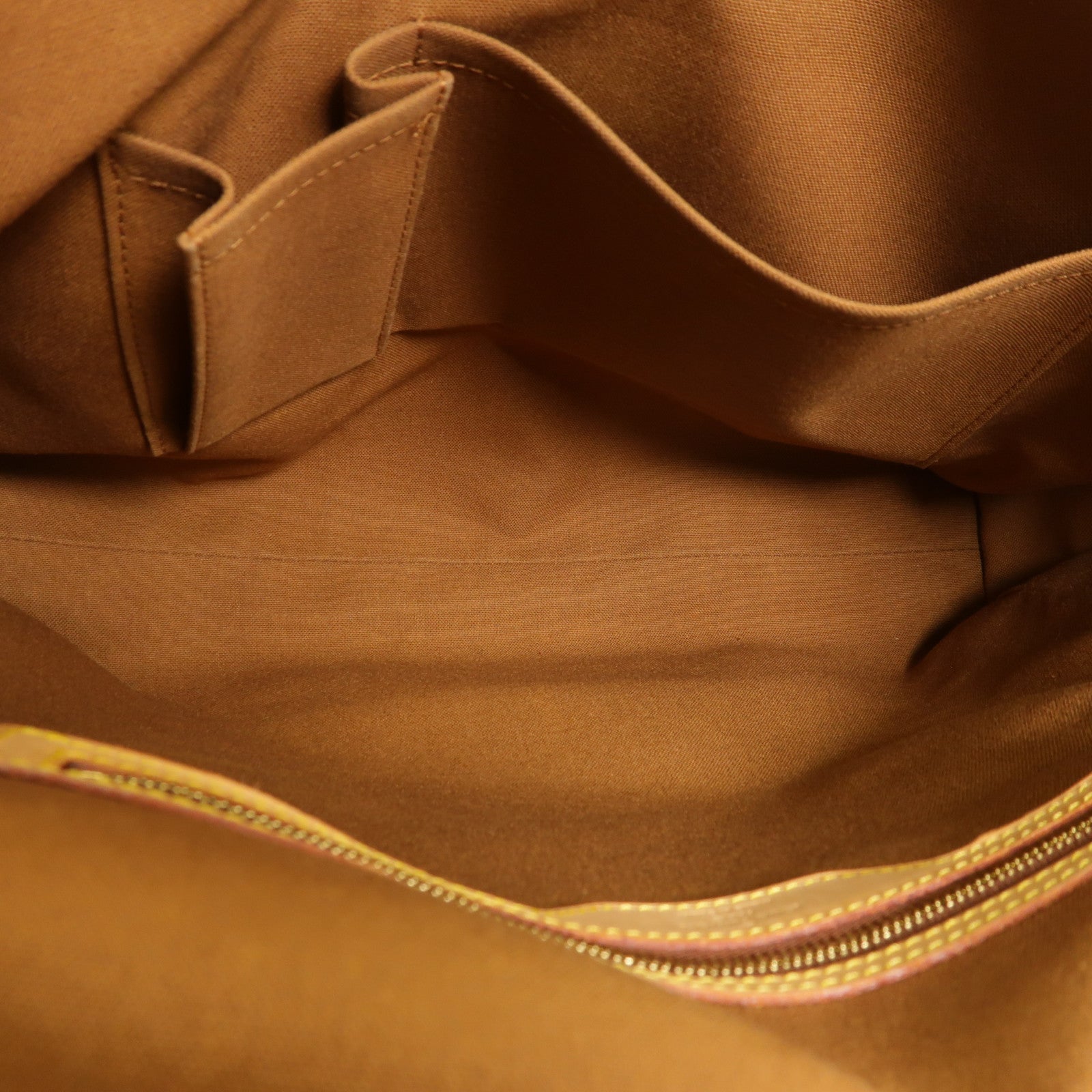 LOUIS VUITTON Monogram Abbesses金扣肩背袋