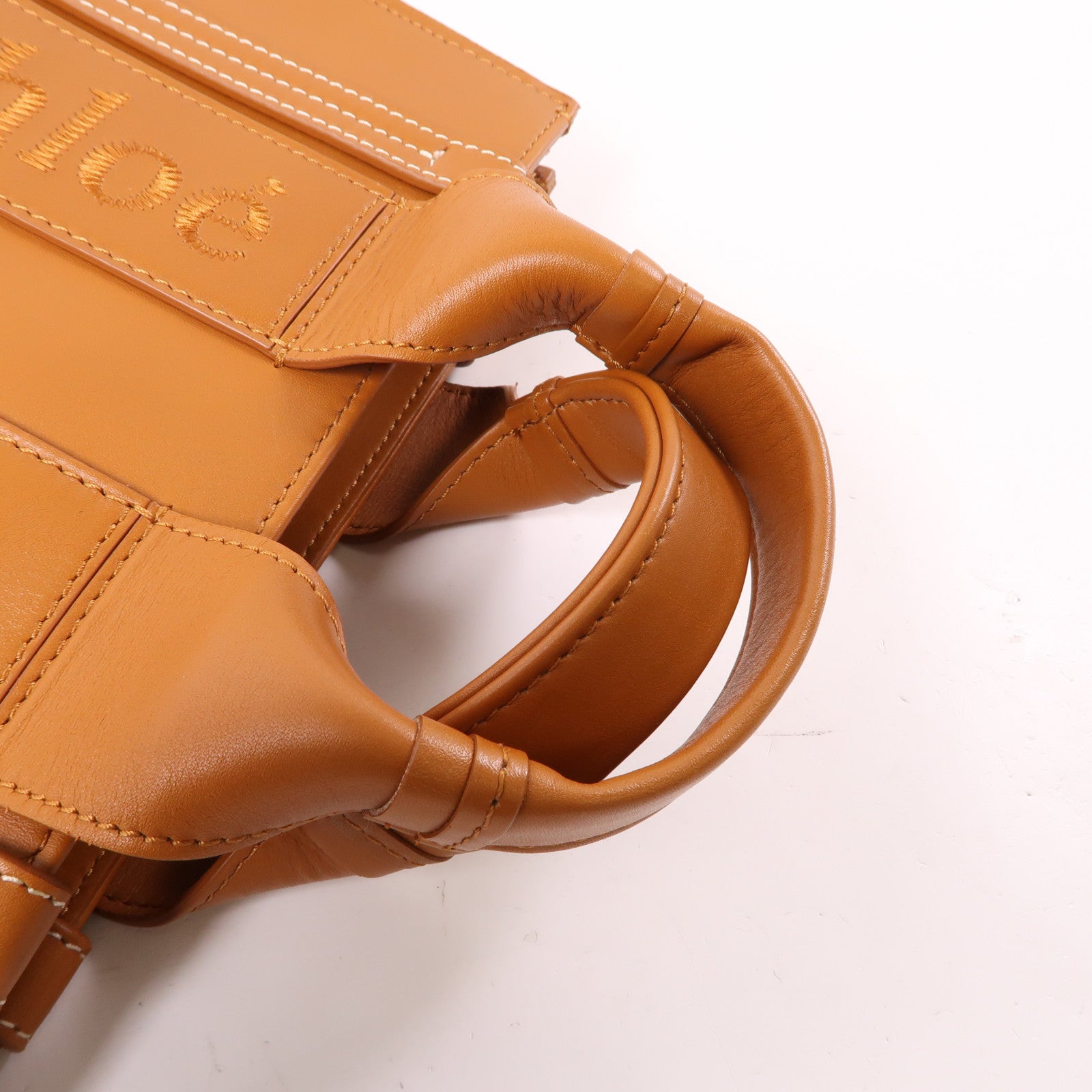 Chloe 牛皮皮革Small Woody 2 Way Shoulder手挽肩背兩用袋棕色
