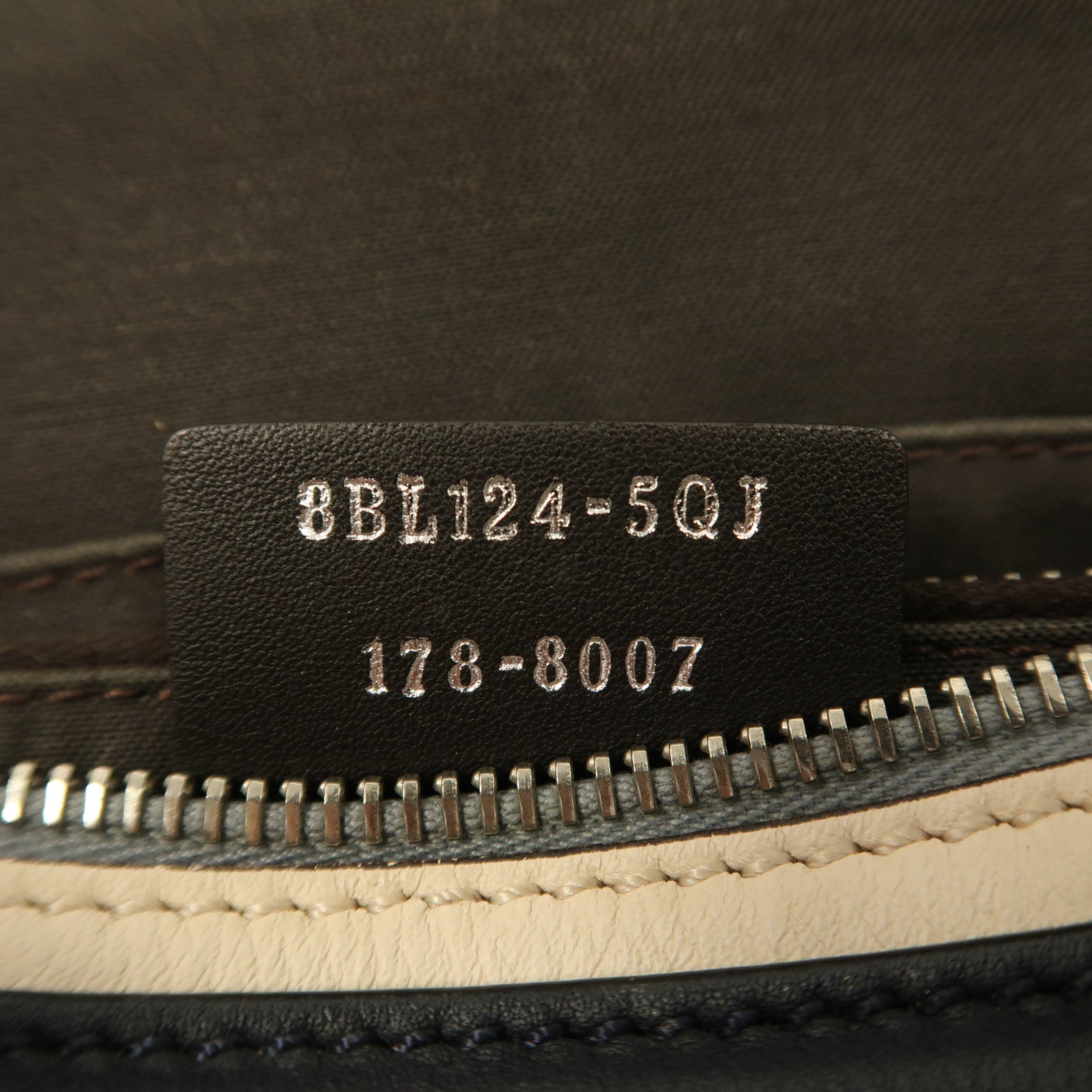 FENDI 牛皮皮革By the Way銀扣手挽肩背兩用袋米色
