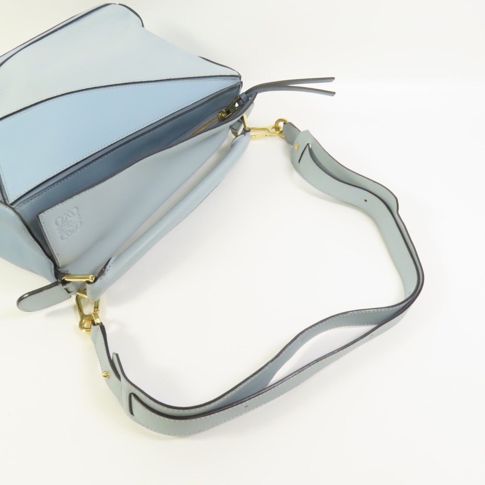 LOEWE 牛皮皮革Puzzle Medium金扣手挽肩背兩用袋