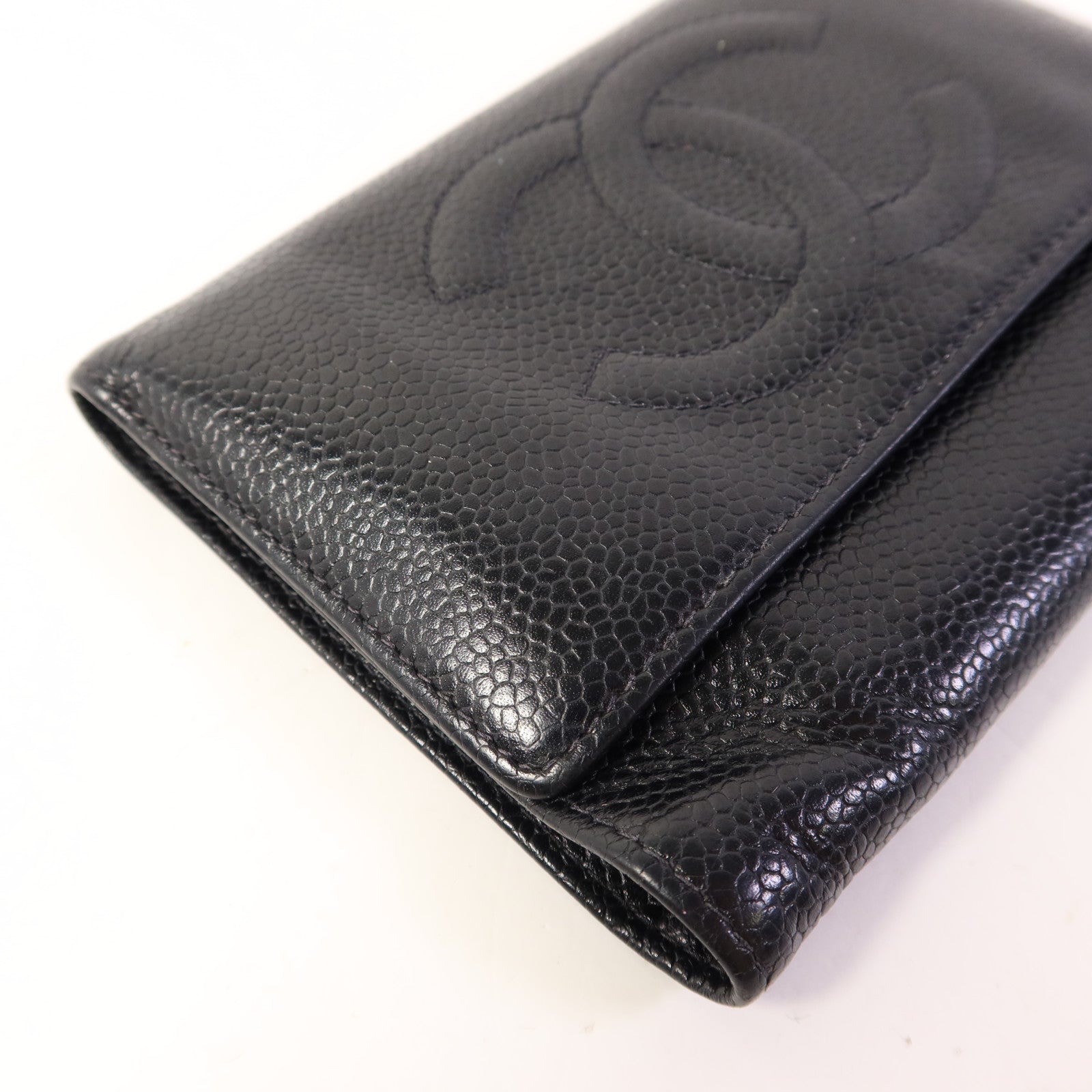 CHANEL 牛皮皮革Trifold Wallet金扣錢包