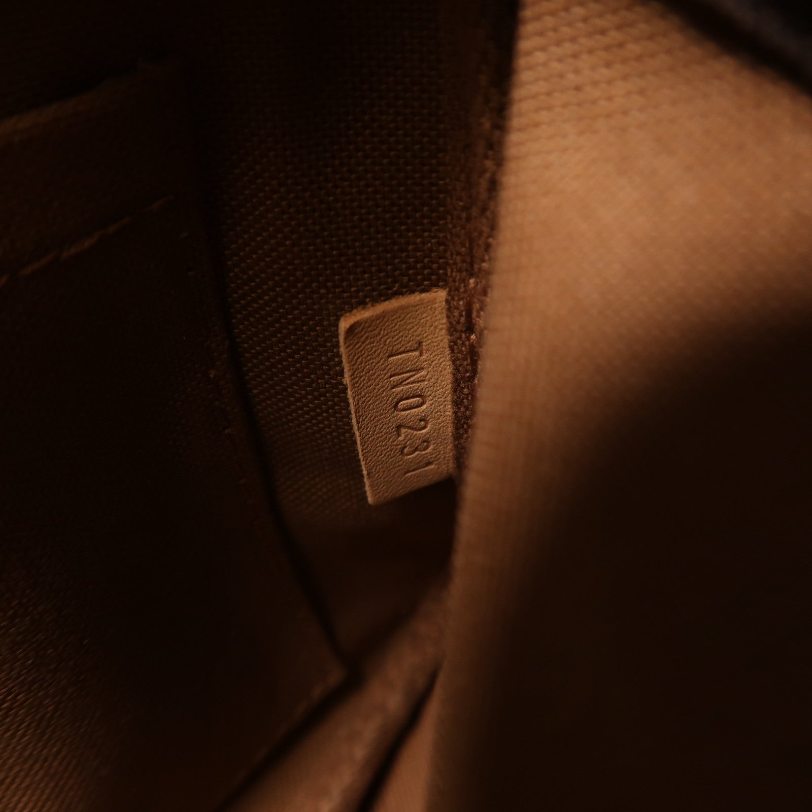 LOUIS VUITTON Monogram Multi Pochette Accessoires金扣肩背袋棕色