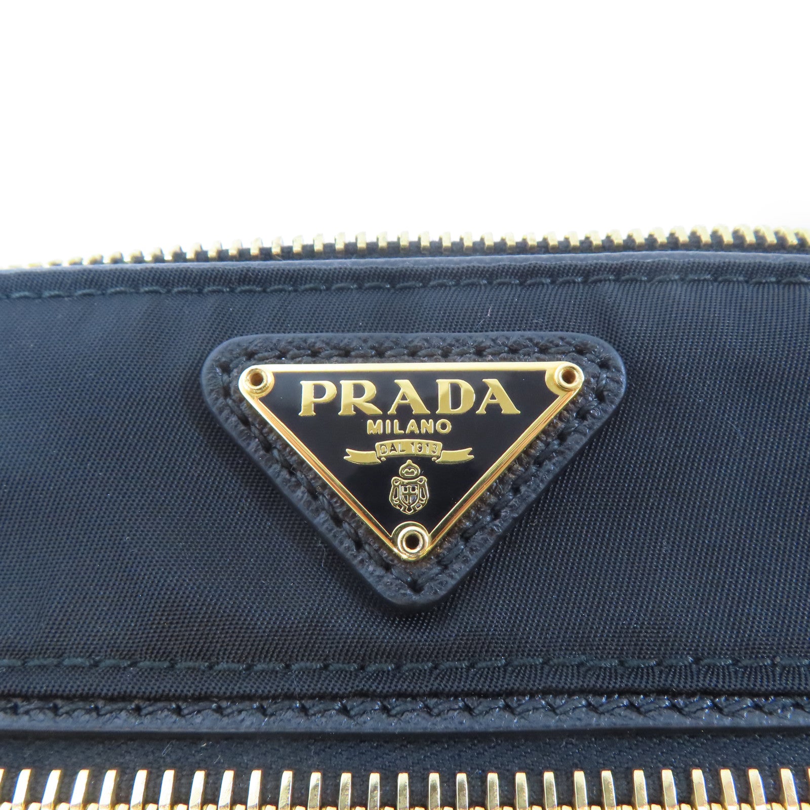 PRADA 尼龍Shoulder Bag金扣肩背袋黑色