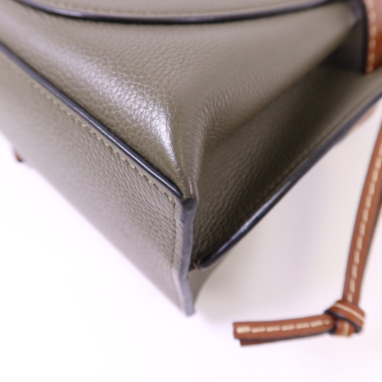 LOEWE 牛皮皮革Mini Gate金扣手挽肩背兩用袋