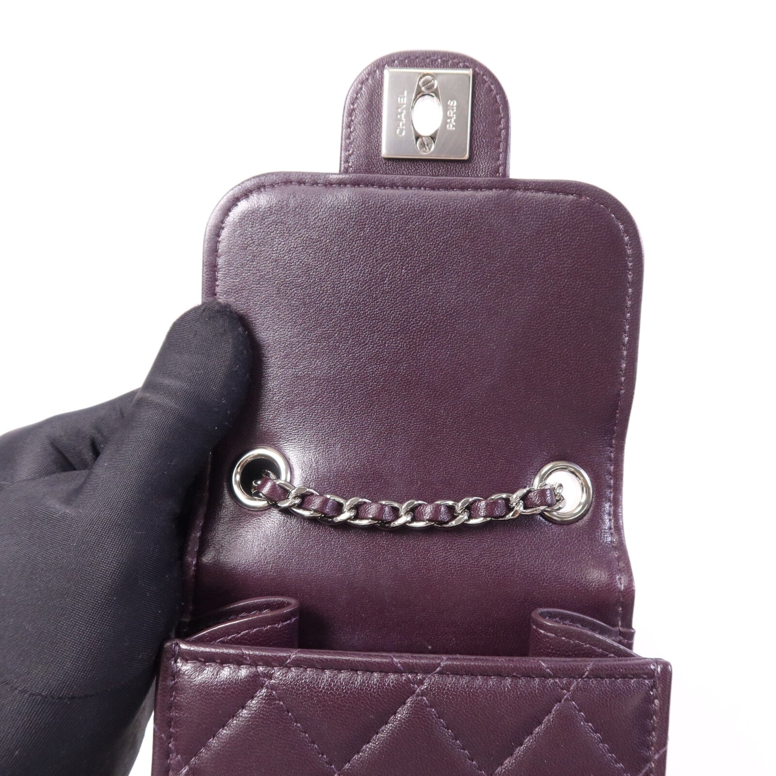 CHANEL 羊皮皮革Phone Bag銀扣鏈帶肩背袋