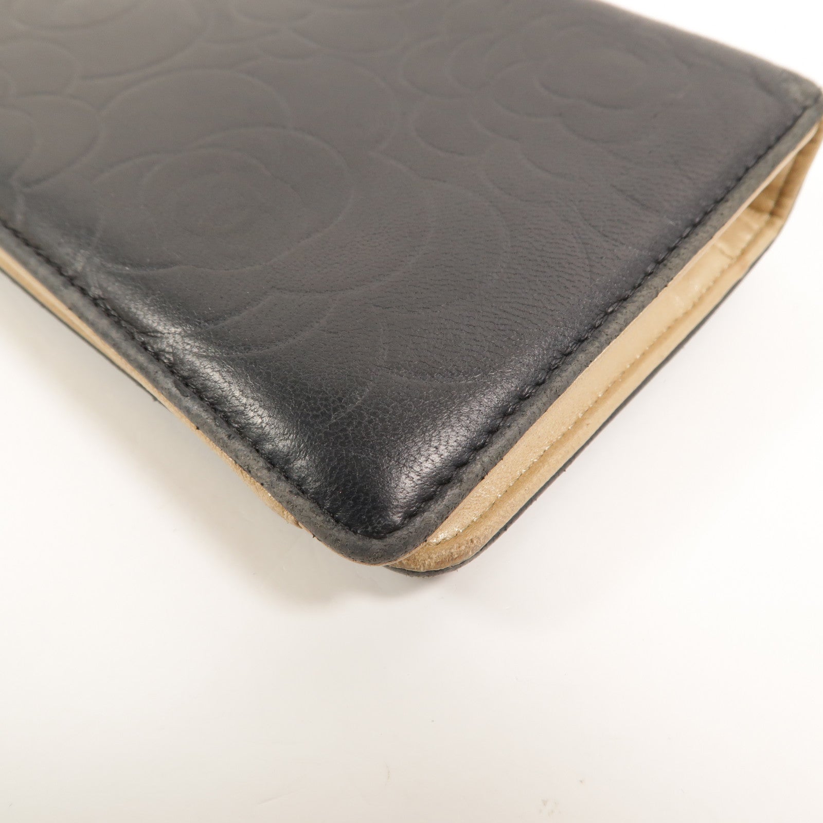 CHANEL 【激減優惠】羊皮皮革Camellia Embossed Long Wallet長錢包