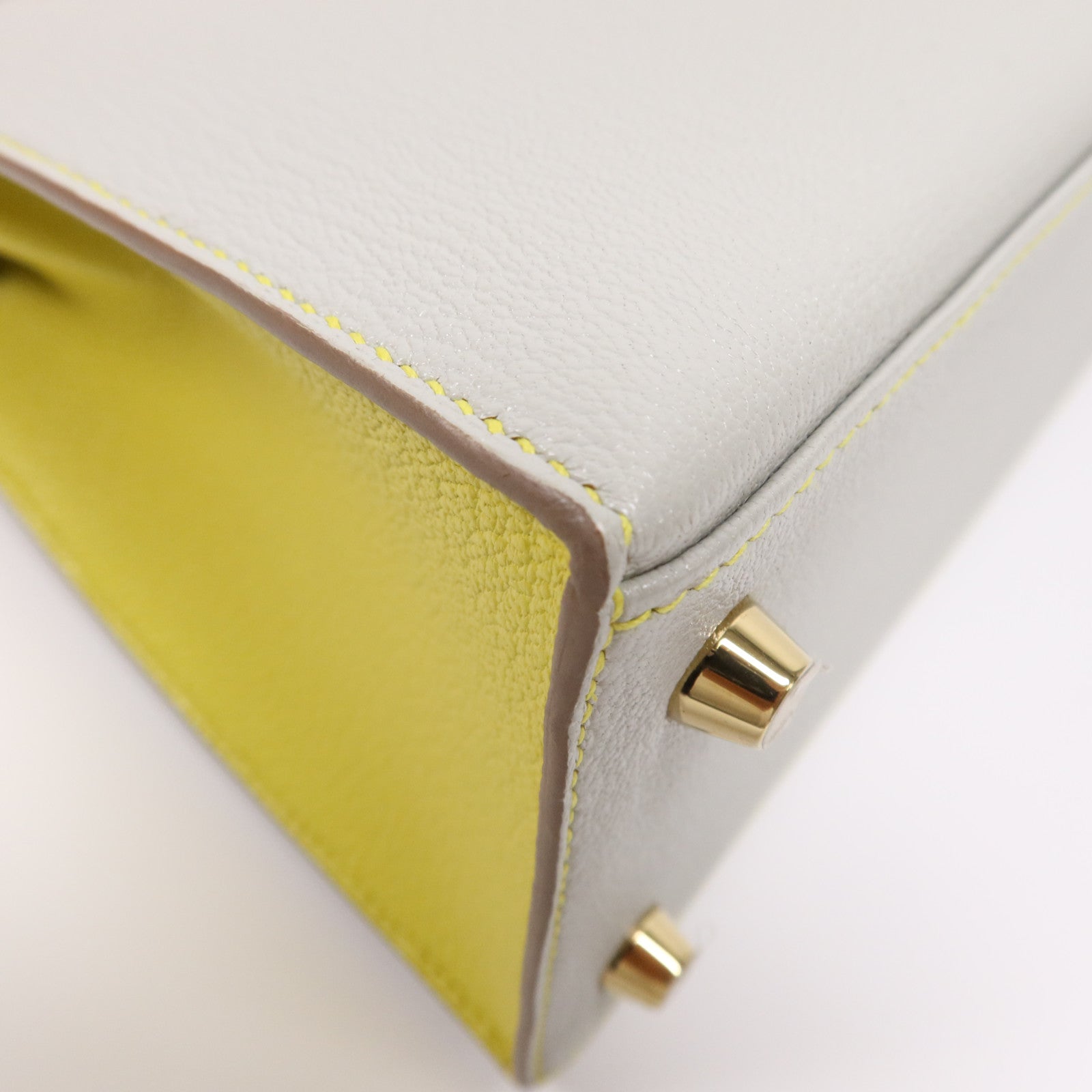 HERMES 【激減優惠】Cherve皮革Kelly 25金扣手挽肩背兩用袋 Gris Perle/Lime