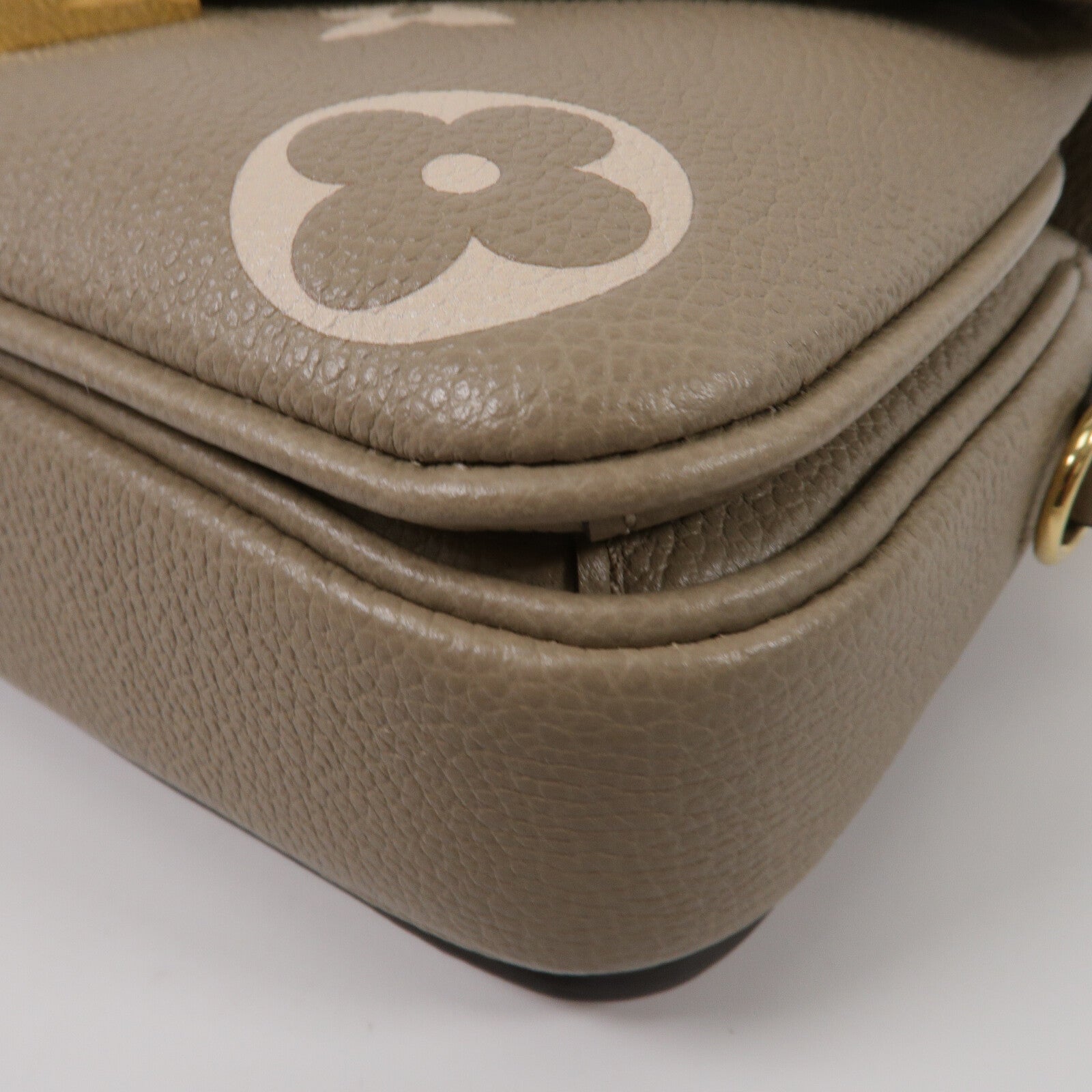 LOUIS VUITTON Monogram Empreinte Pochette Metis East West手挽肩背兩用袋