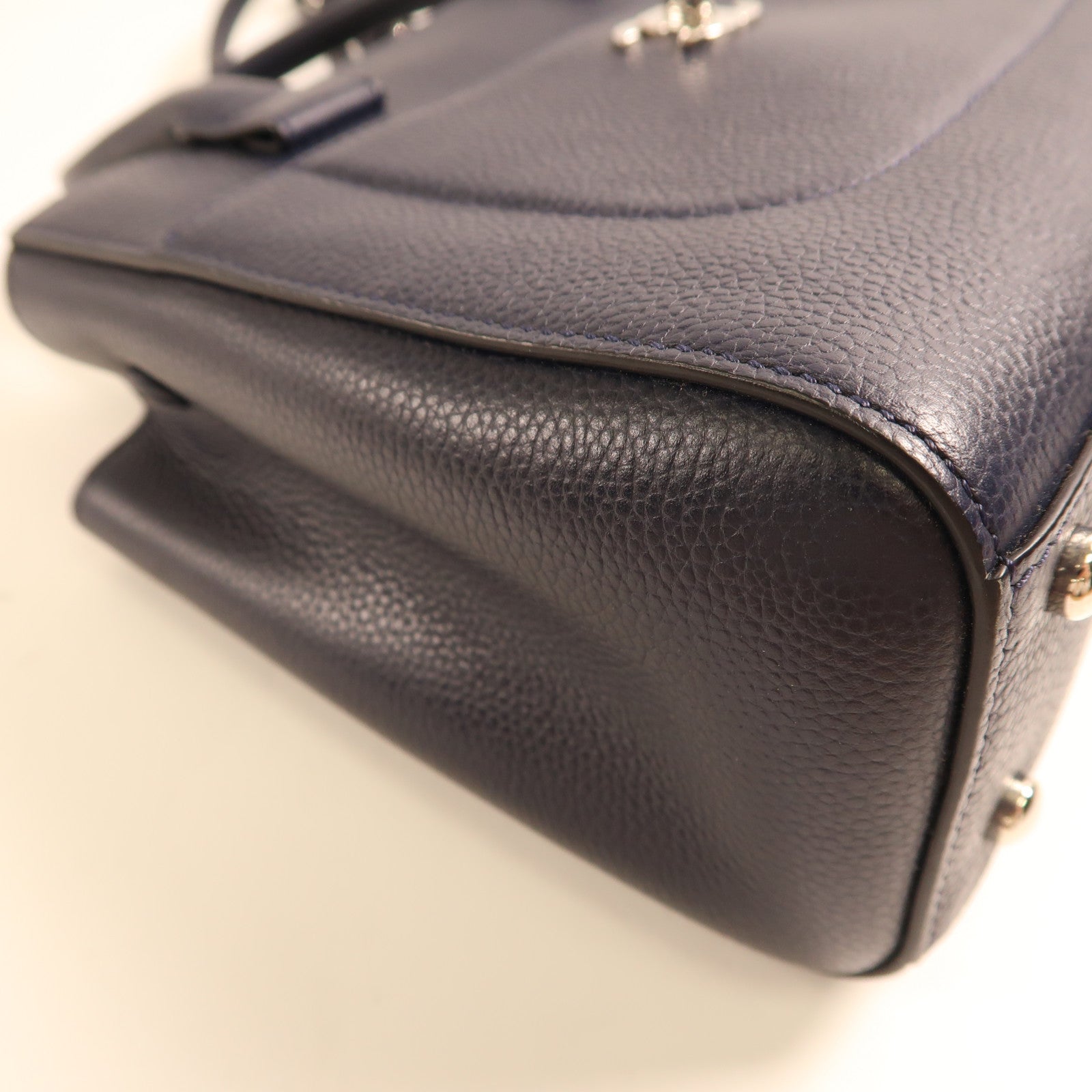 CHANEL 牛皮皮革2Way Shoulder Bag銀扣手挽肩背兩用袋