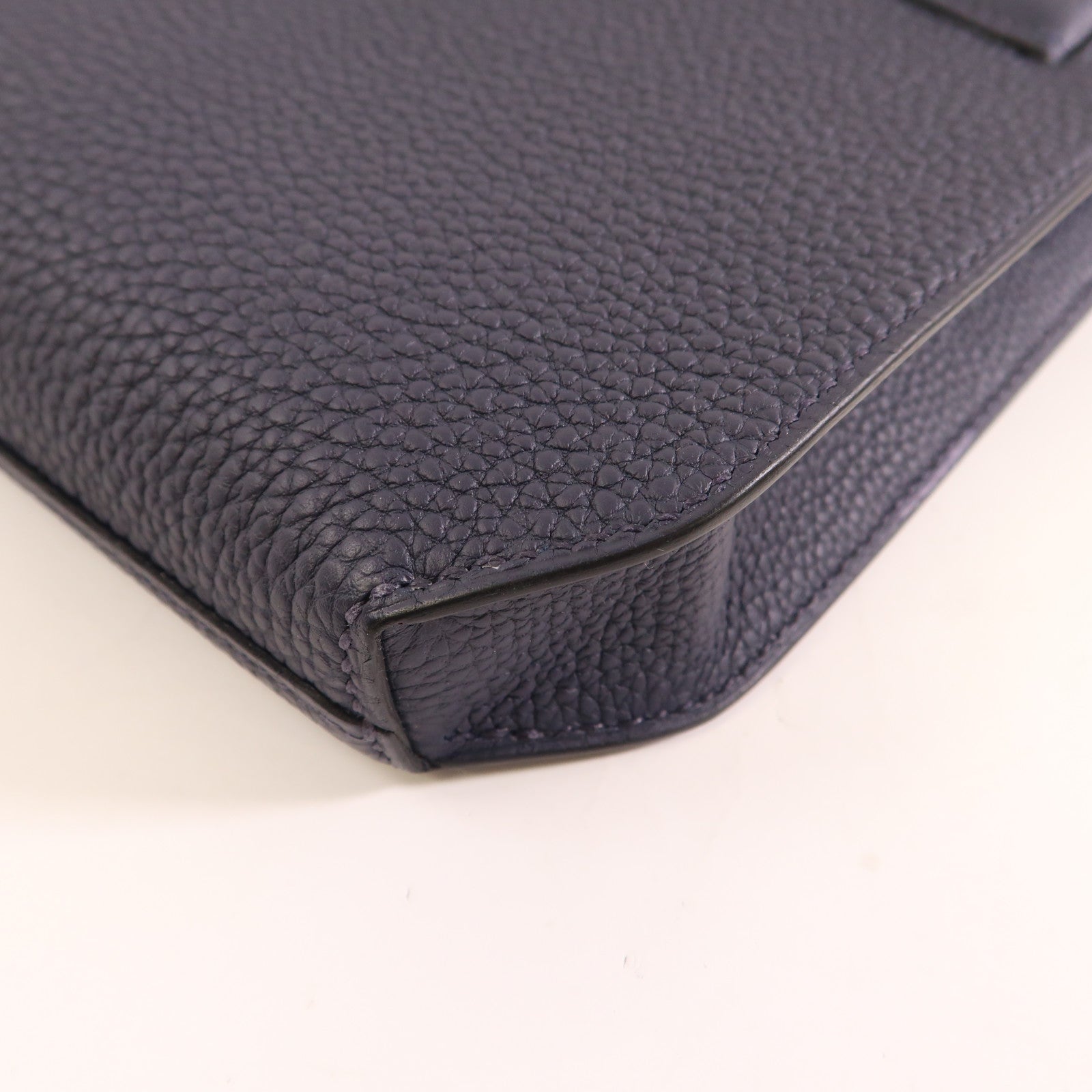 HERMES Togo皮革Kelly Depeches 25銀扣手拿包2Z Bleu Nuit