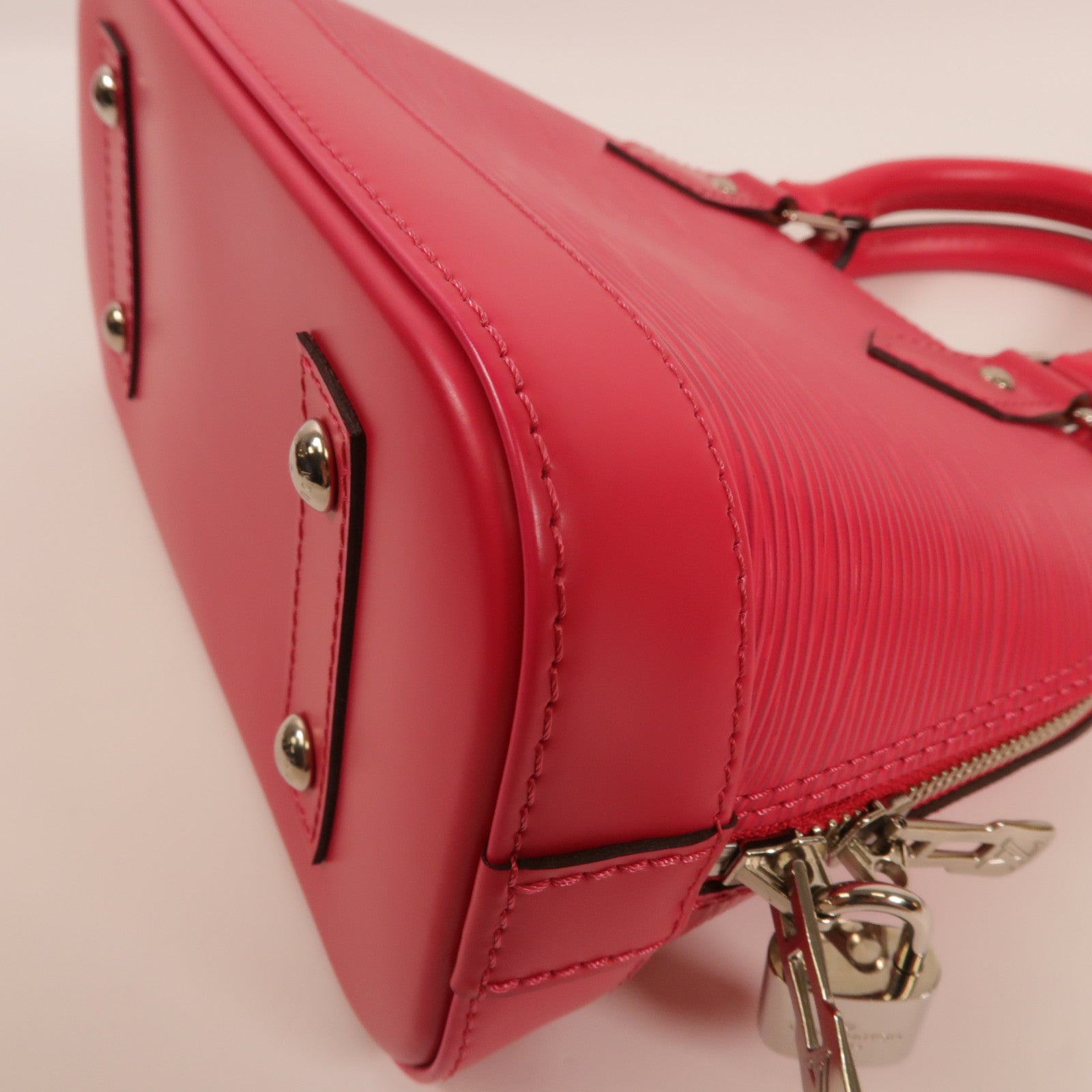 LOUIS VUITTON Epi Alma BB銀扣手挽肩背兩用袋