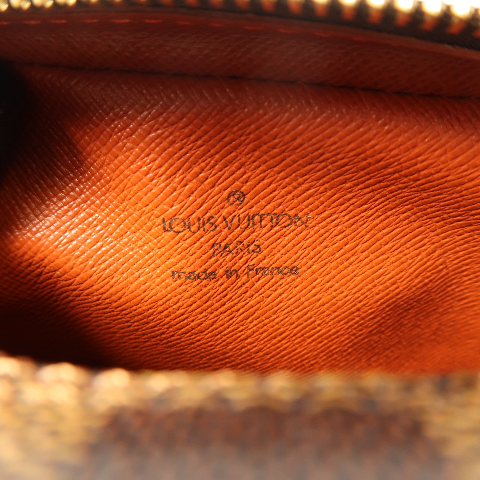 LOUIS VUITTON Damier Amazon金扣肩背袋