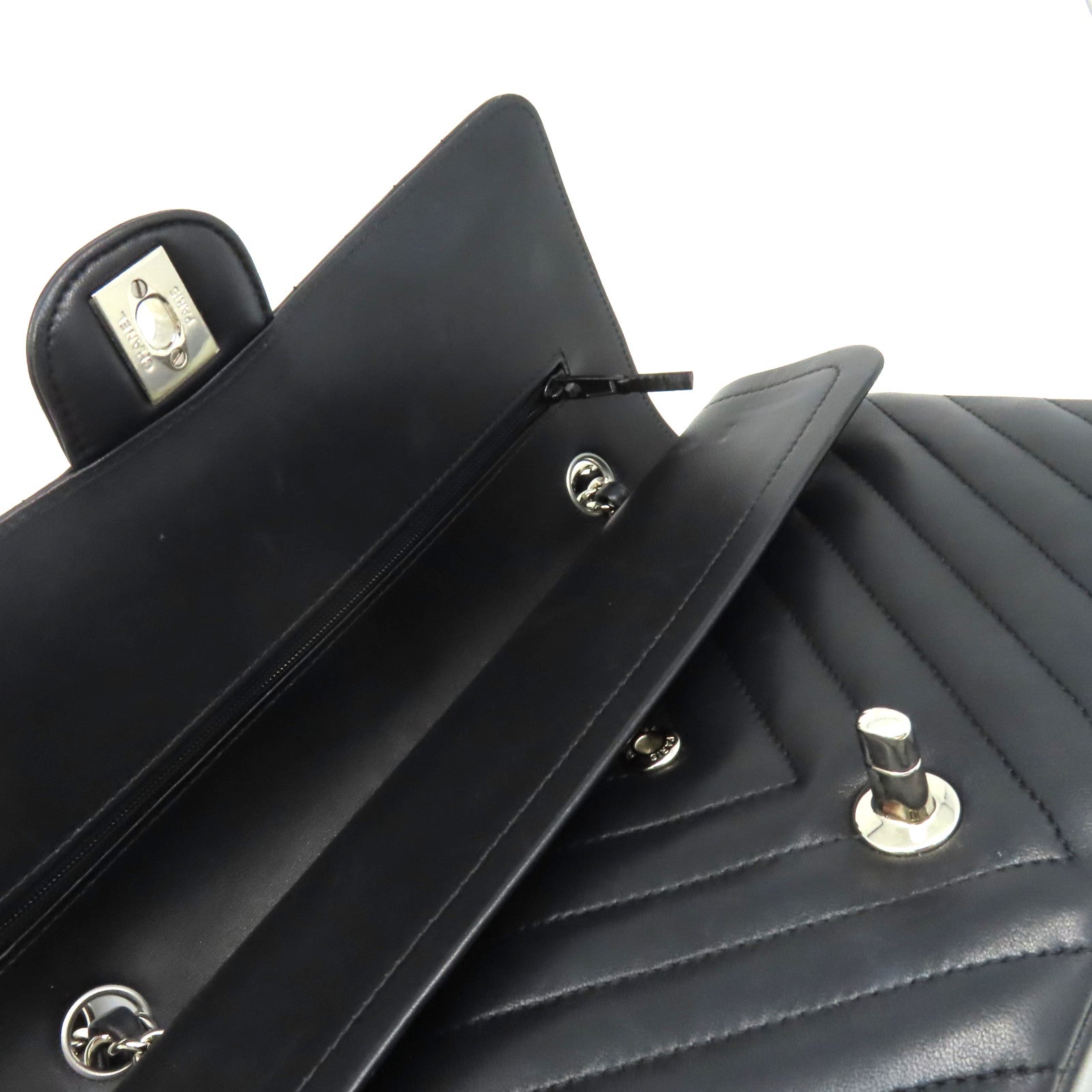 CHANEL **【激減優惠】斜紋牛皮皮革Medium Classic Flap Chain Shoulder Bag銀扣鏈帶肩背袋黑色