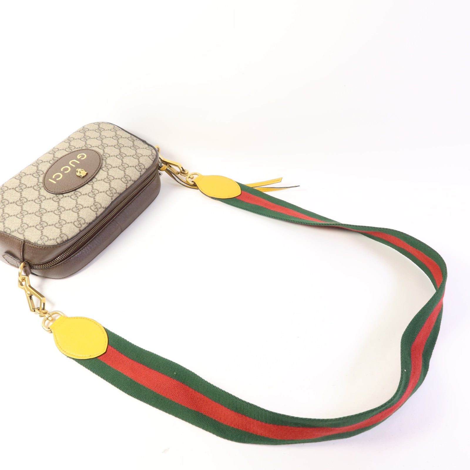GUCCI 塗層帆布GG Supreme Messenger金扣肩背袋