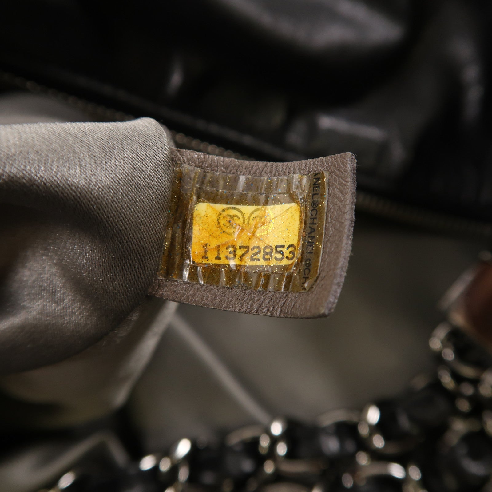 CHANEL 羊皮皮革Shoulder Bag銀扣肩背袋黑色