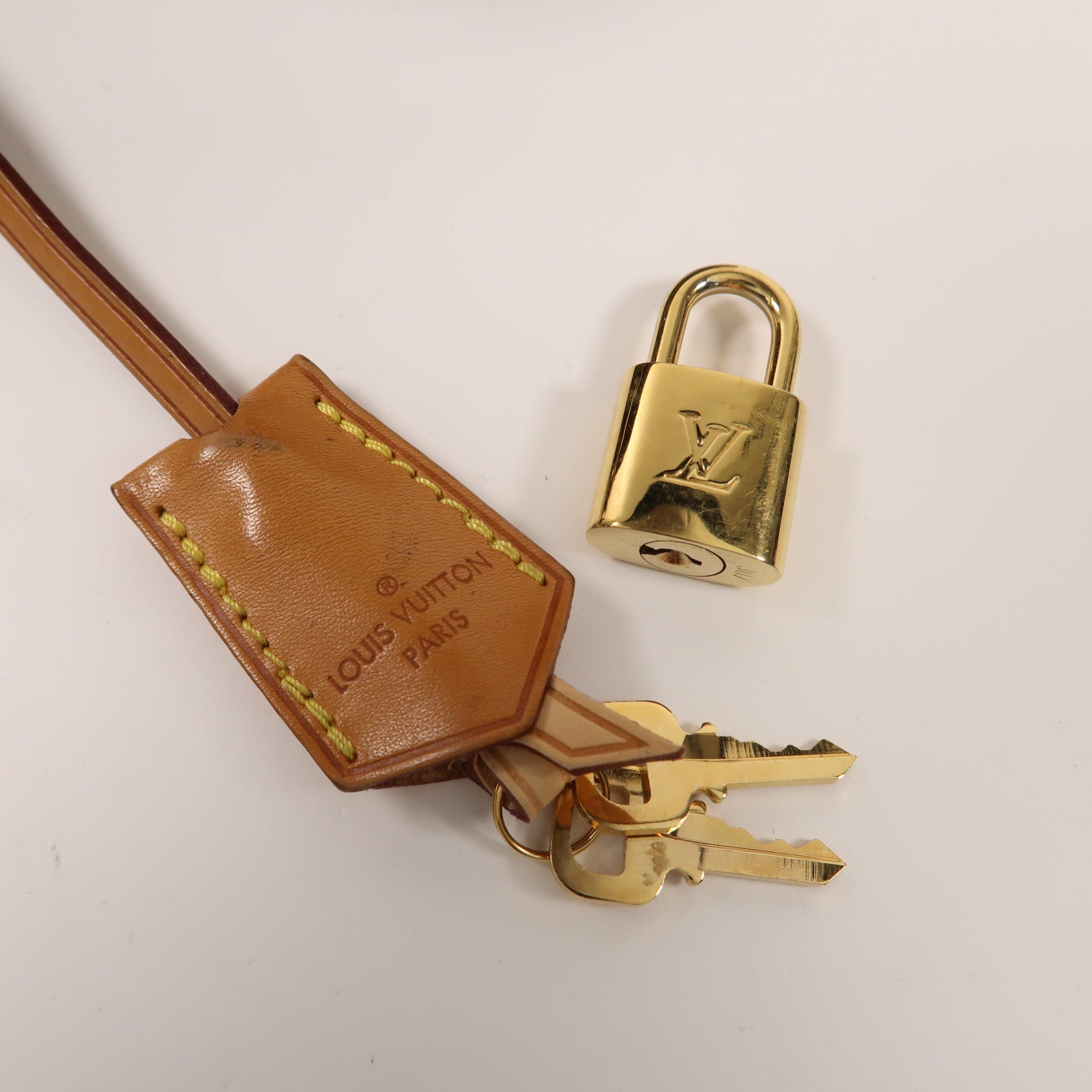 LOUIS VUITTON Monogram Montaigne MM金扣手挽肩背兩用袋