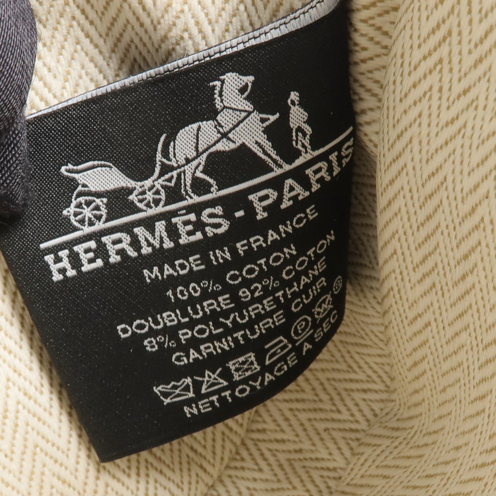 HERMES H Canvas Echappee Case手拿包Vermillon