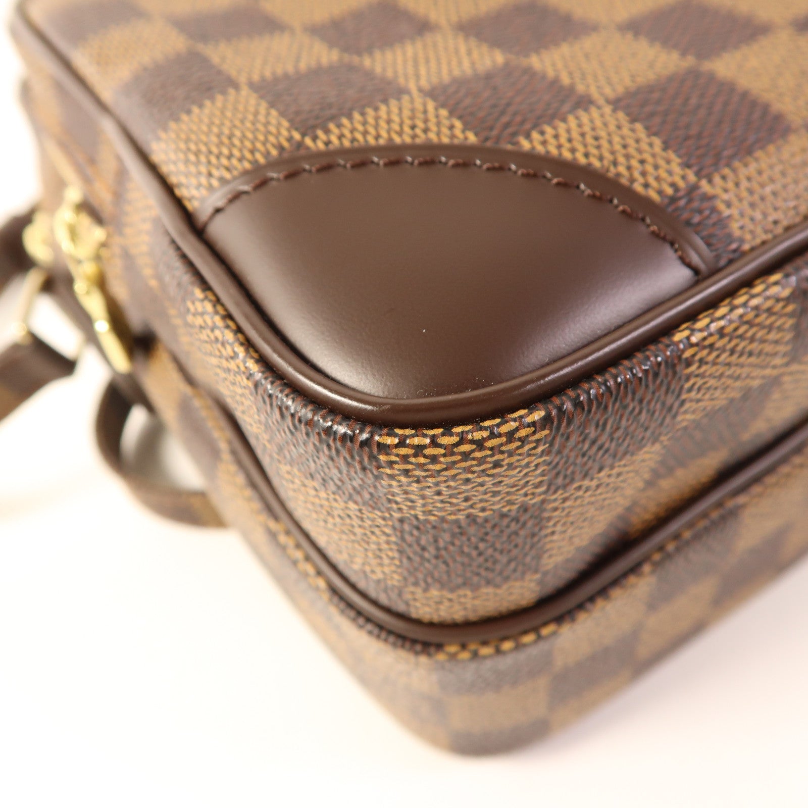 LOUIS VUITTON Damier Amazon金扣肩背袋