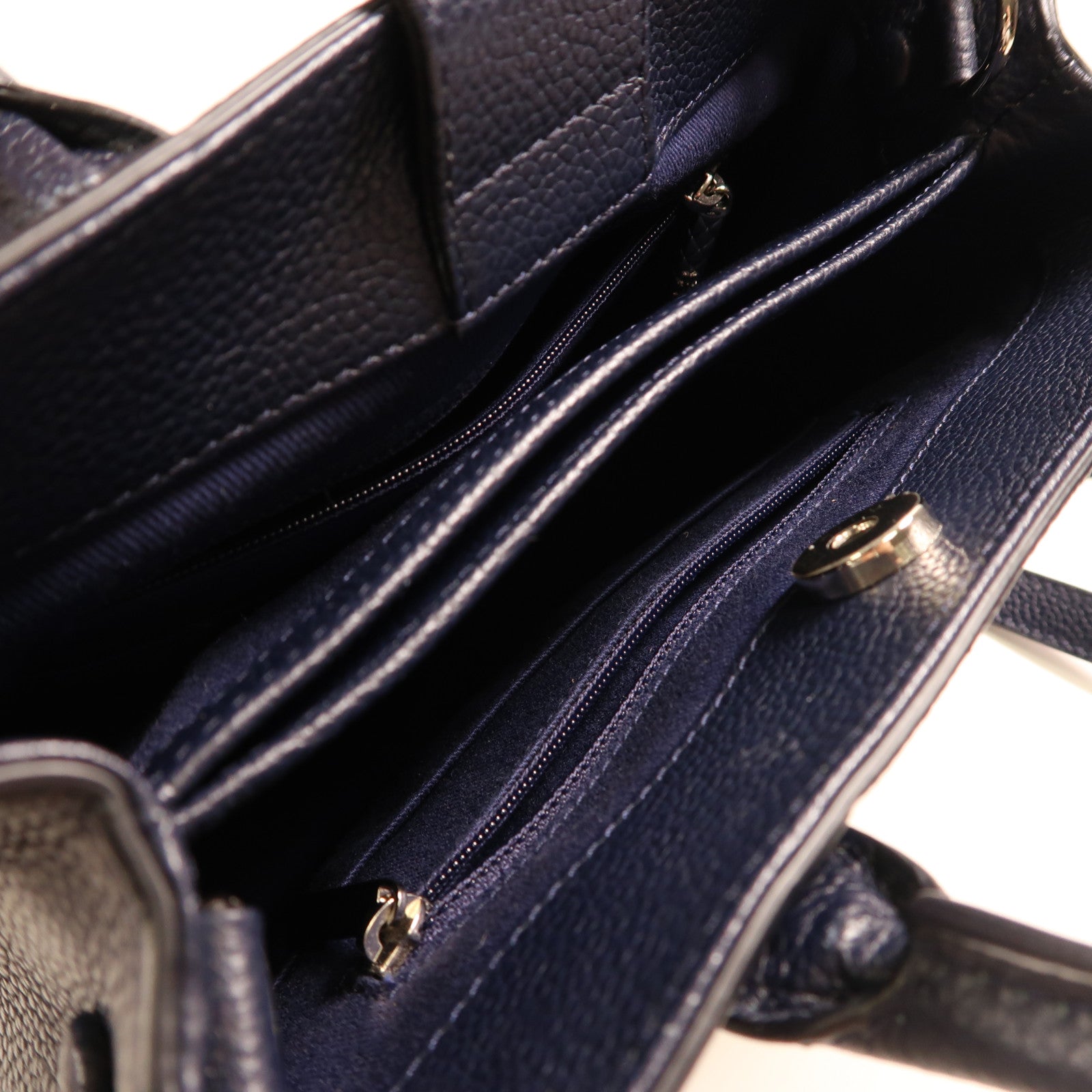 CHANEL 牛皮皮革2Way Shoulder Bag銀扣手挽肩背兩用袋