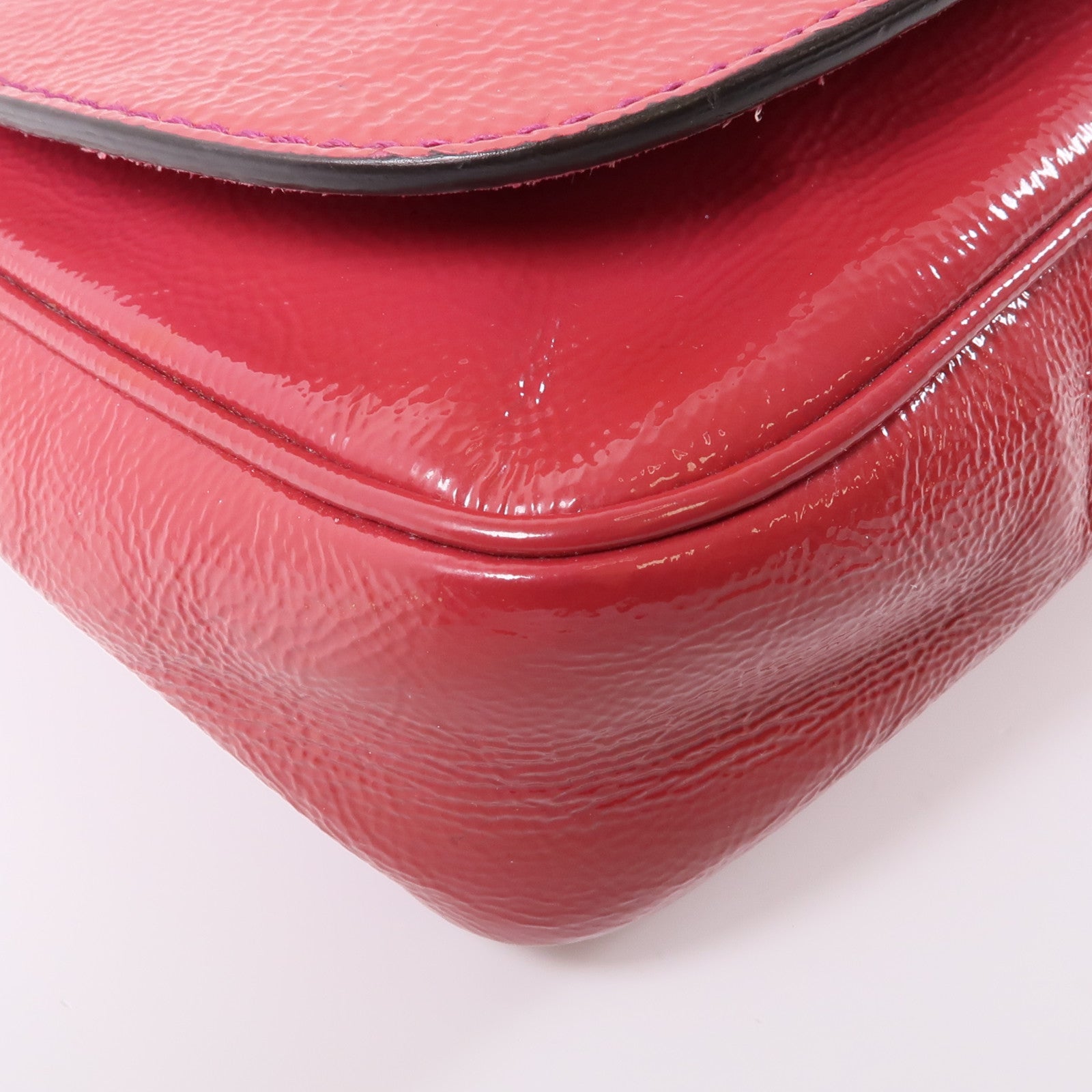 GUCCI 牛皮皮革Chain Shoulder Bag金扣鏈帶肩背袋紅色