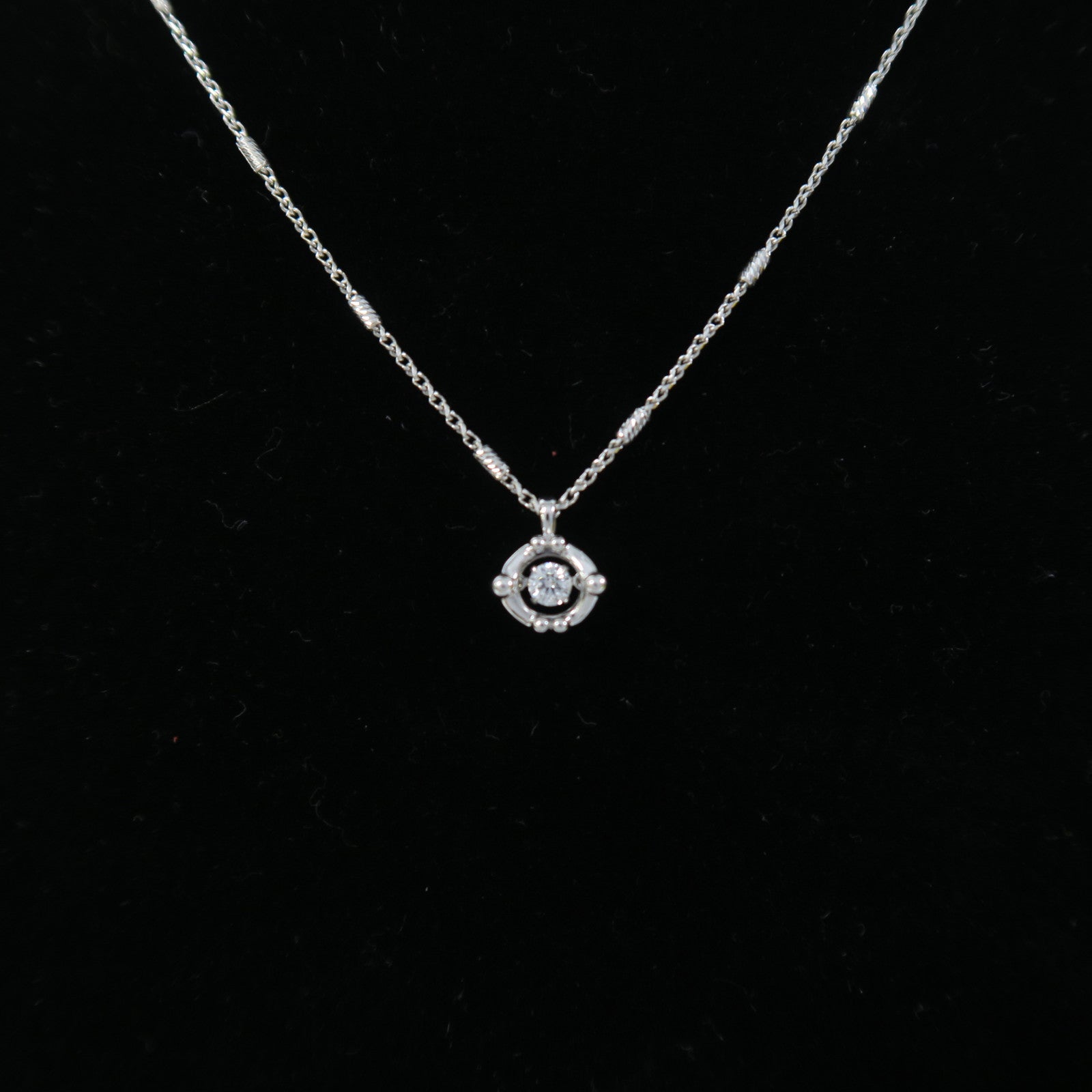 JEWELRY **【激減優惠】18K白金Diamond Necklace 0.16ct鑽石項鍊