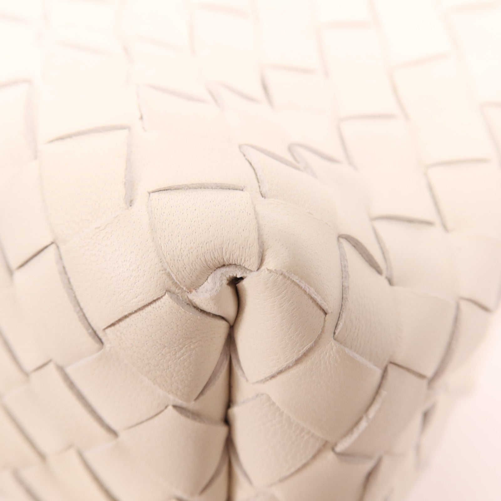 BOTTEGA VENETA 牛皮皮革Shoulder Bag金扣肩背袋