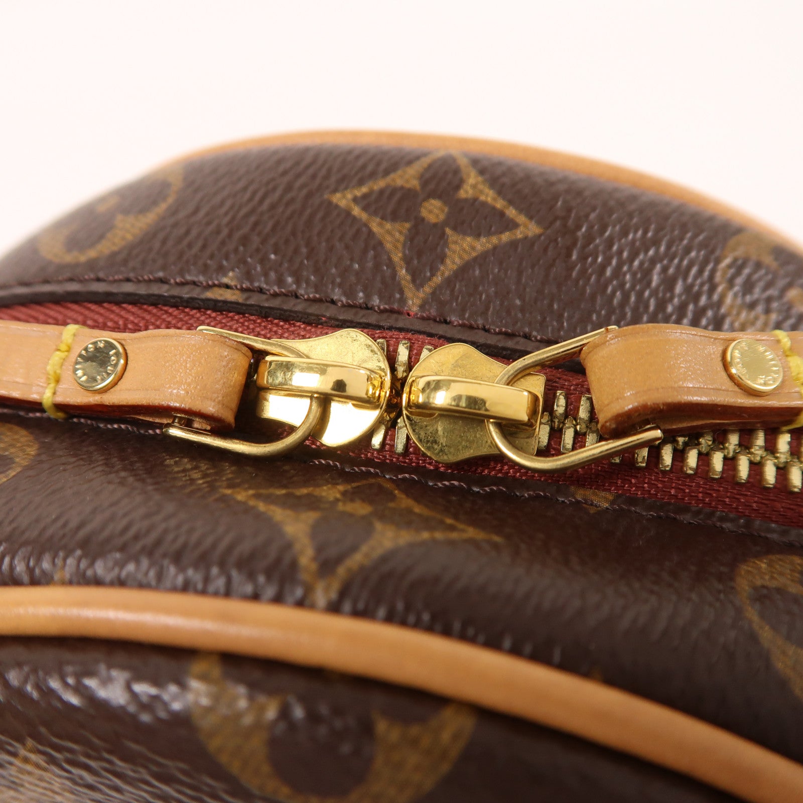 LOUIS VUITTON Monogram Boite Chapeau金扣肩背袋