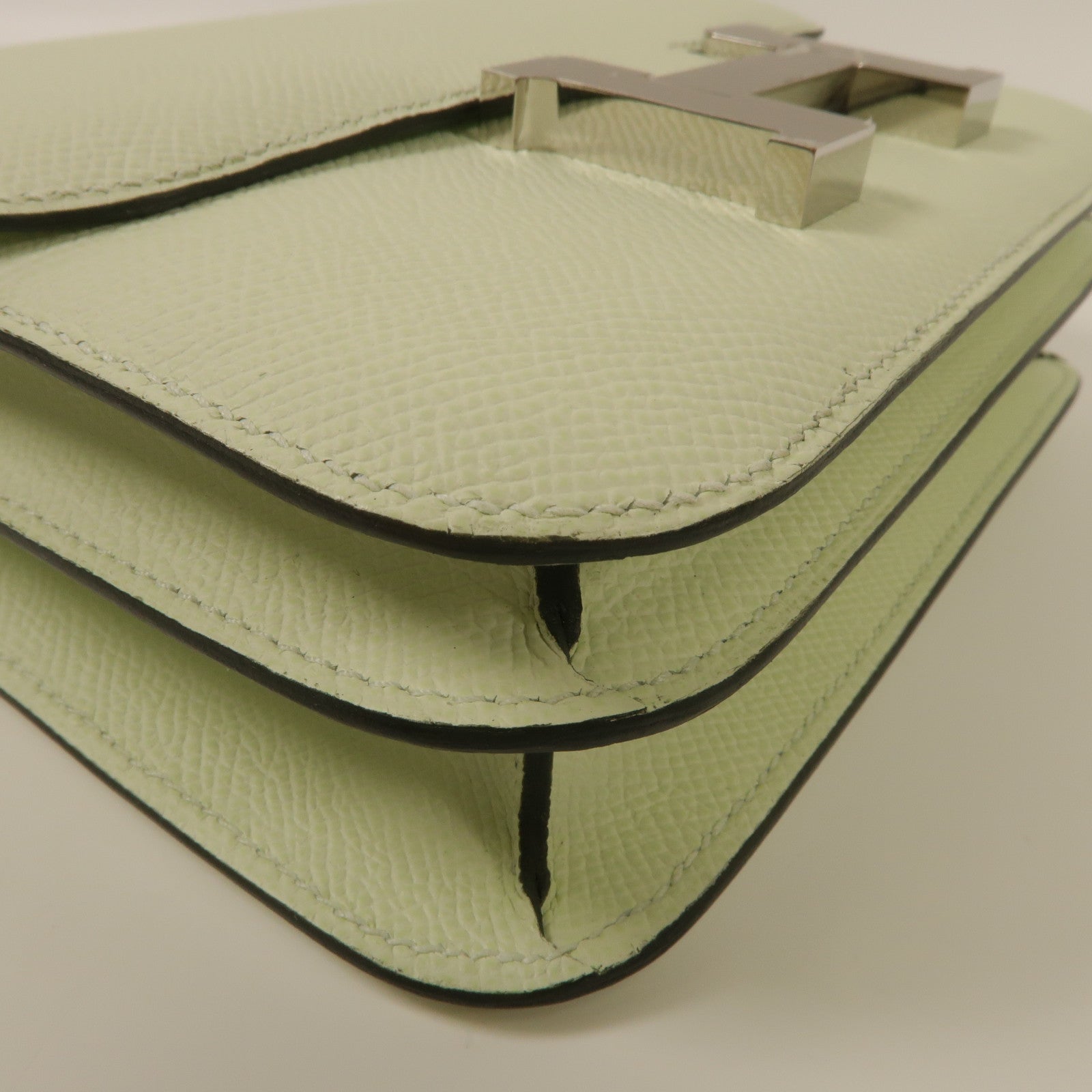 HERMES Epsom皮革Constance III 18肩背袋Vert Fizz