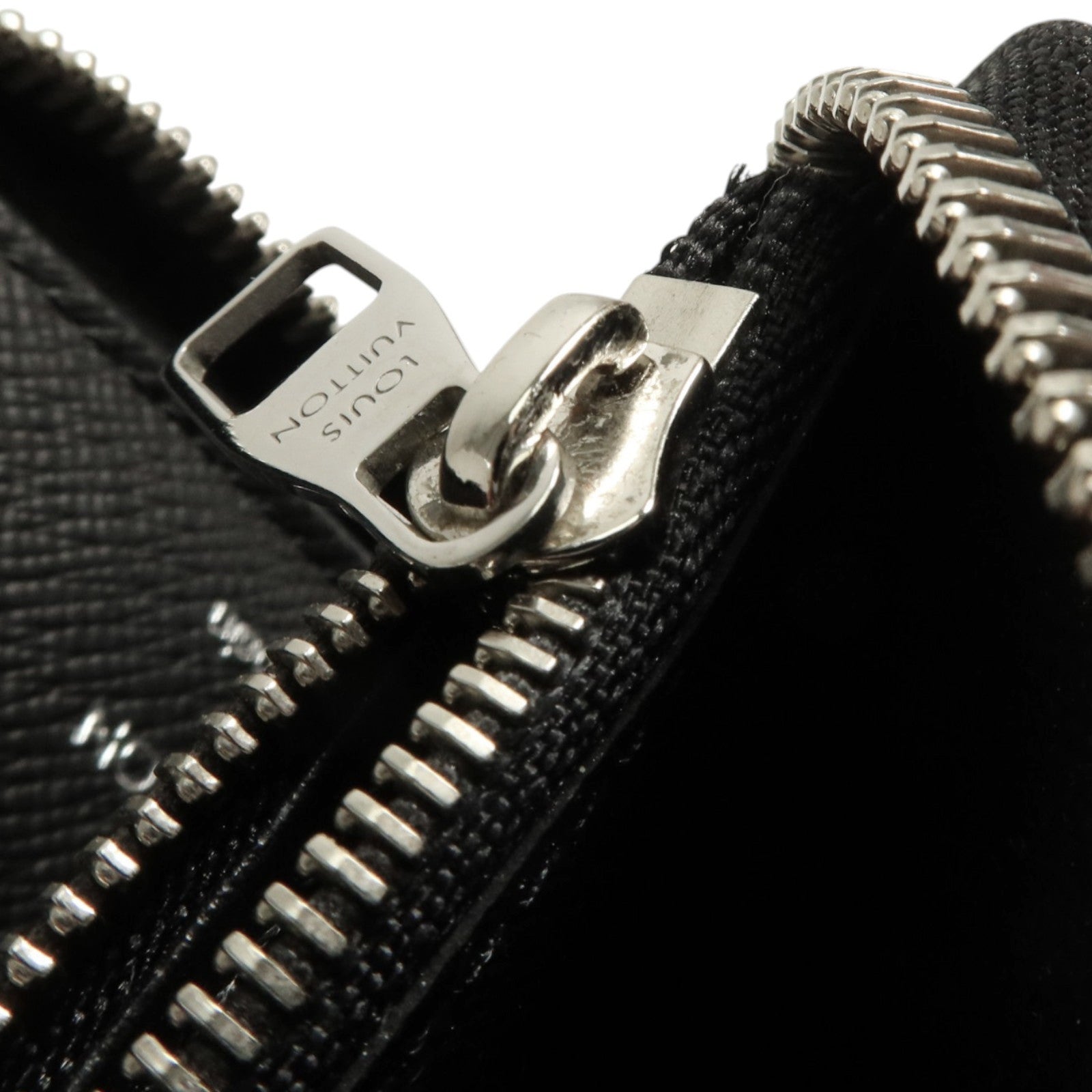 LOUIS VUITTON Damier Graphite Zipper Wallet Vertical銀扣長錢包