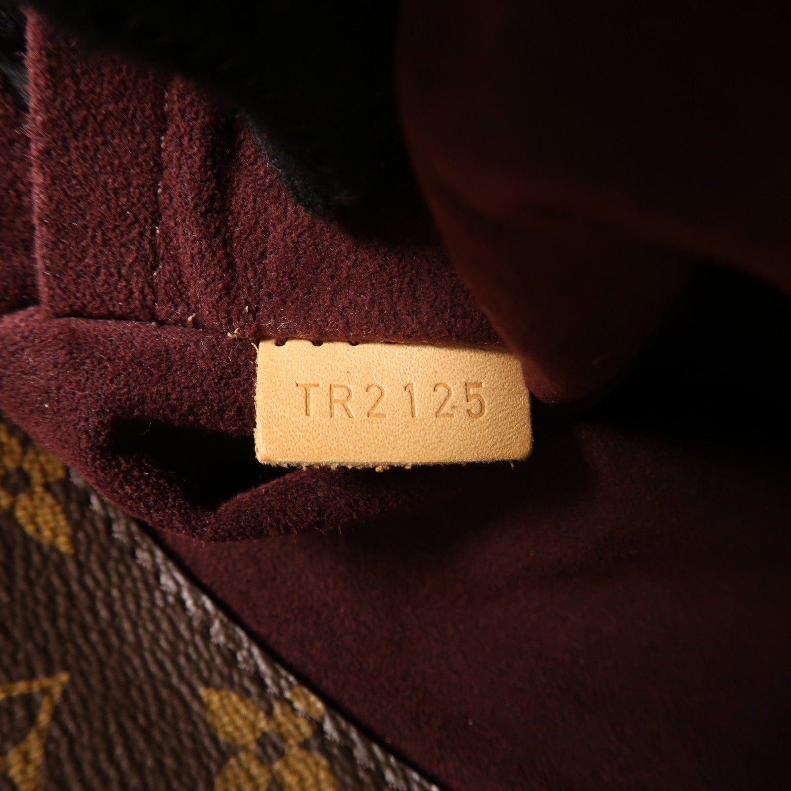 LOUIS VUITTON Monogram Montaigne MM金扣手挽肩背兩用袋