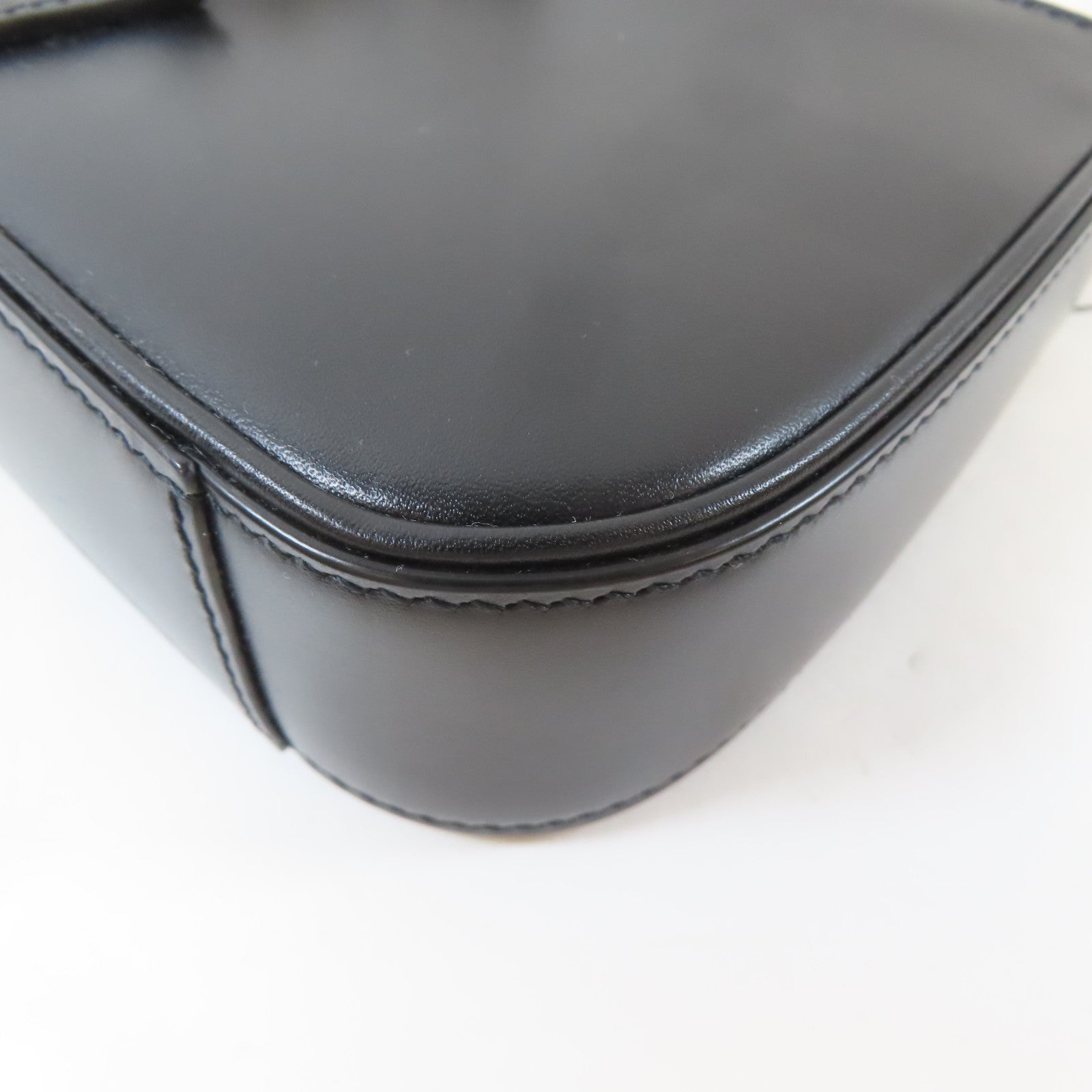 SAINT LAURENT 皮革Mini Le 5 A 7 in Smooth金扣手挽袋黑色