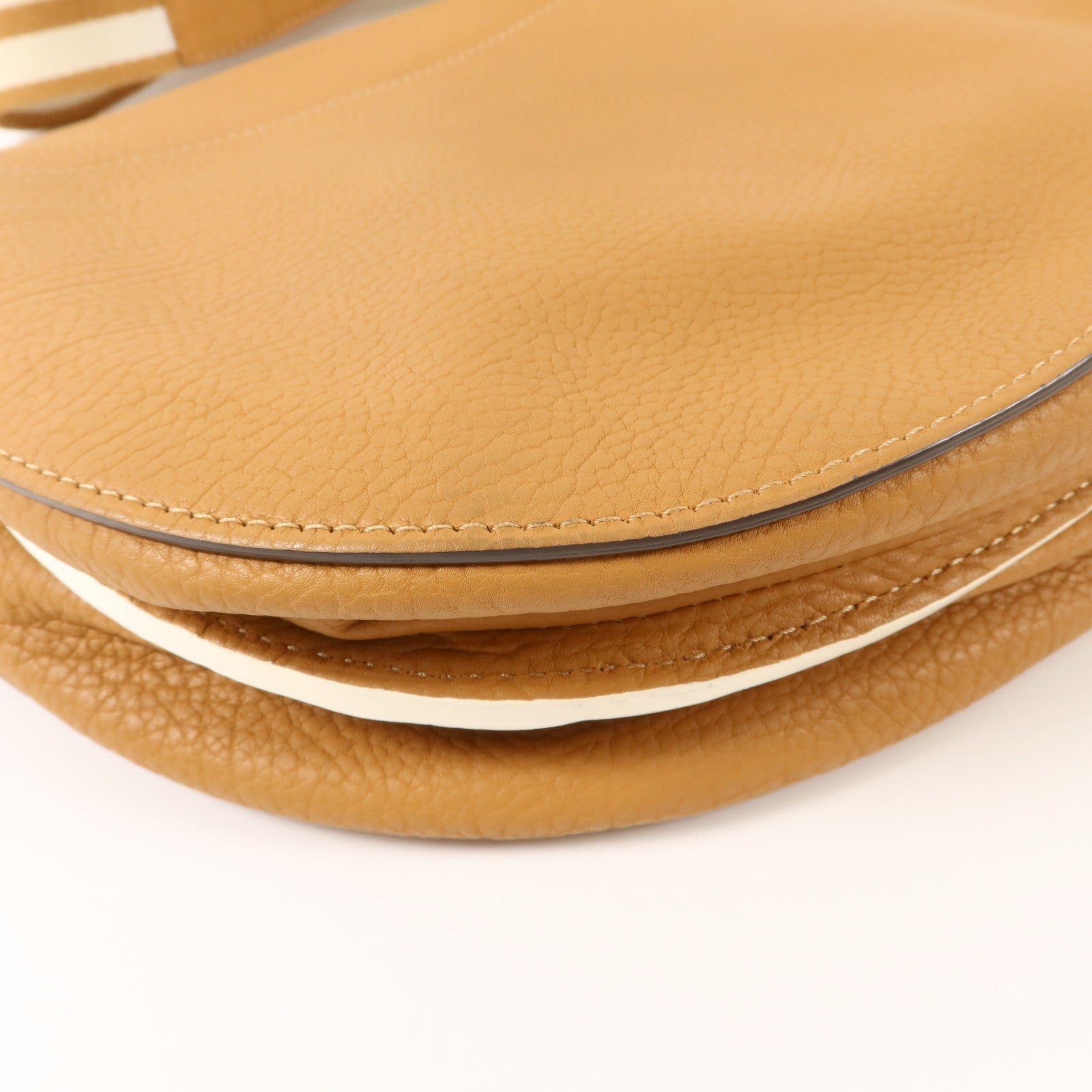 Delvaux 牛皮皮革Le Mutin MM肩背袋