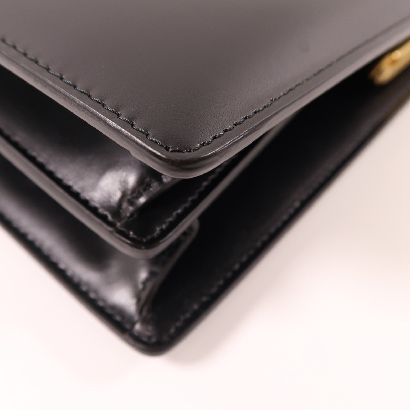 CELINE 牛皮皮革Hand Bag金扣手挽袋黑色