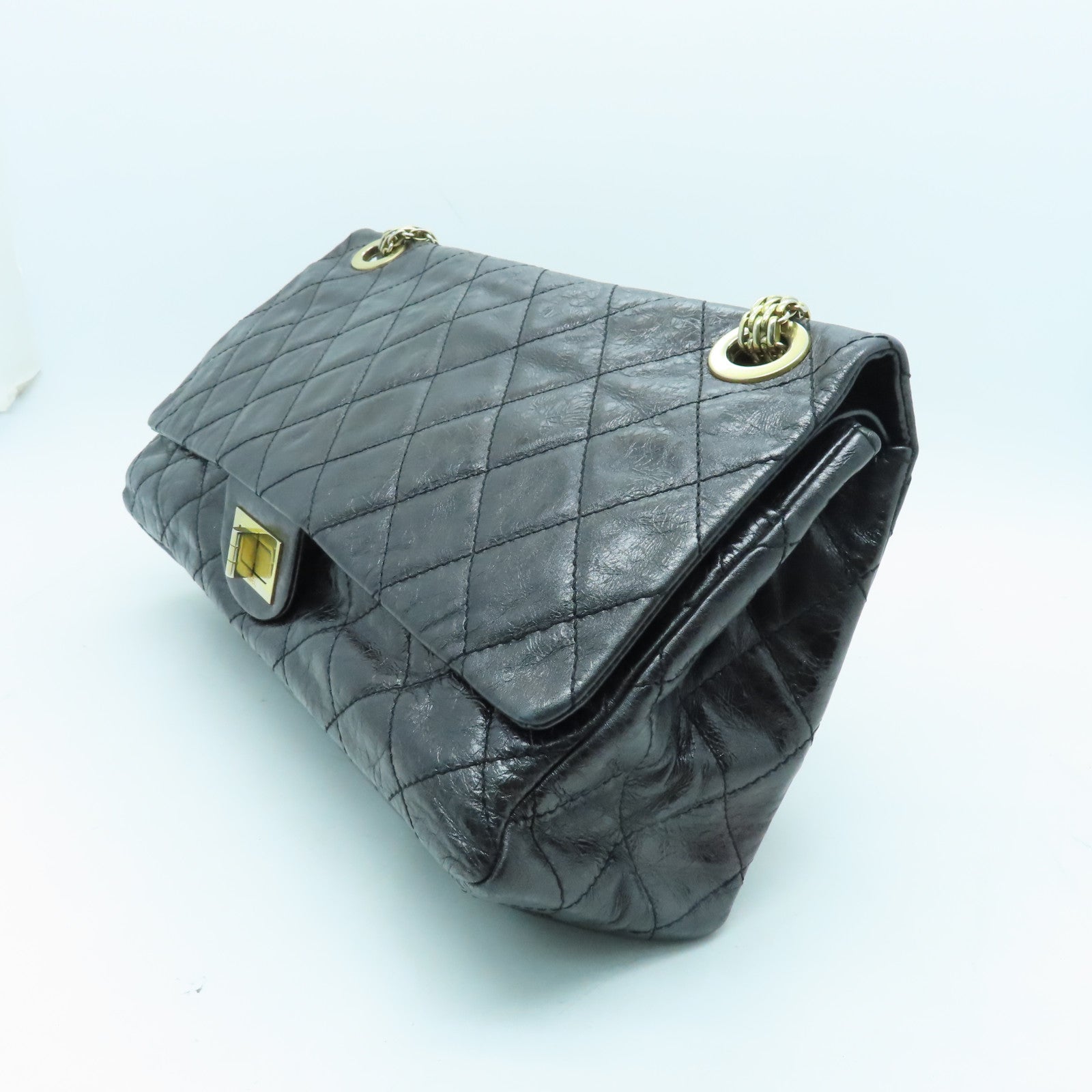CHANEL 【清倉大減價】菱格牛皮皮革2.55金扣鏈帶肩背袋黑色