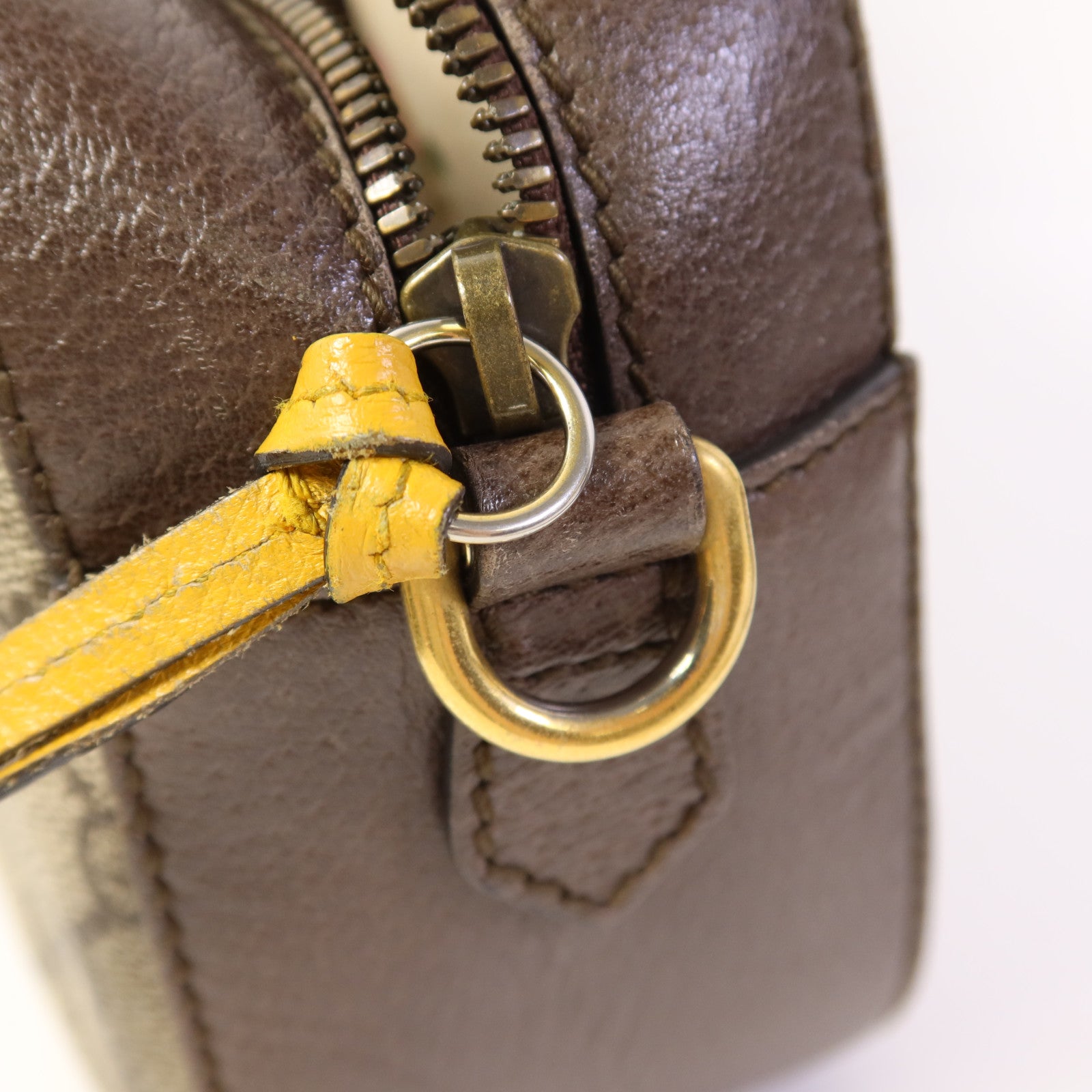 GUCCI 塗層帆布GG Supreme Messenger金扣肩背袋