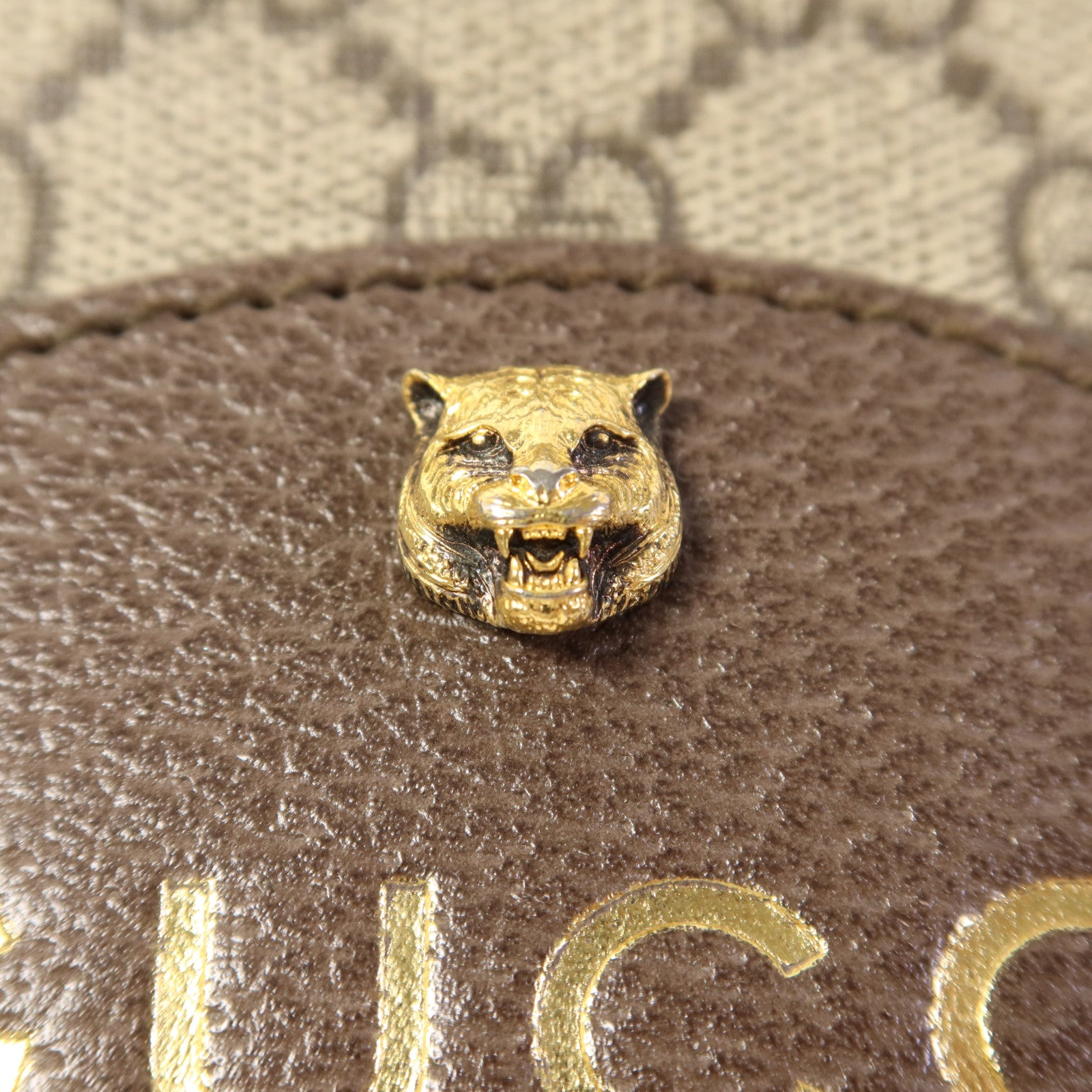 GUCCI 塗層帆布GG Supreme Messenger金扣肩背袋