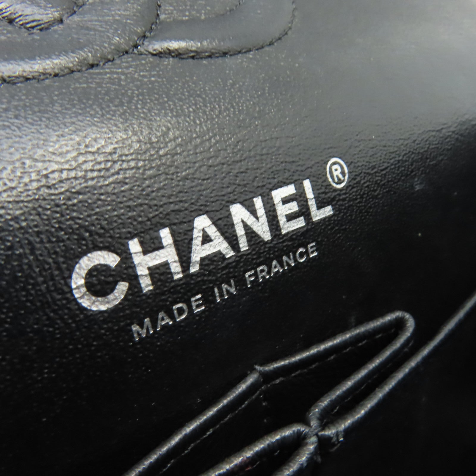 CHANEL **【激減優惠】斜紋牛皮皮革Medium Classic Flap Chain Shoulder Bag銀扣鏈帶肩背袋黑色
