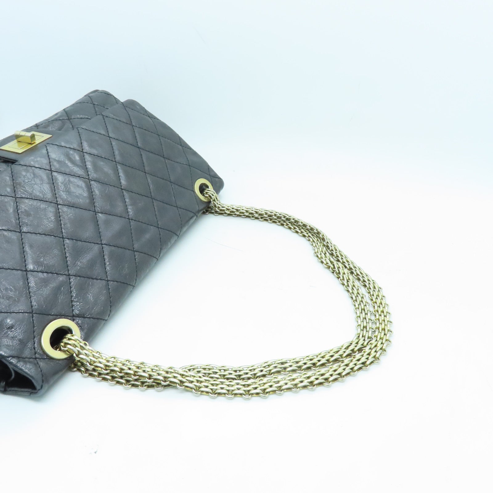 CHANEL 【清倉大減價】菱格牛皮皮革2.55金扣鏈帶肩背袋黑色