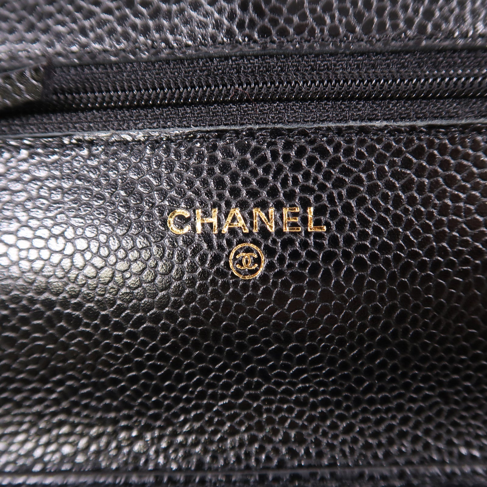 CHANEL 牛皮皮革WOC Wallet On Chain金扣鏈帶肩背袋