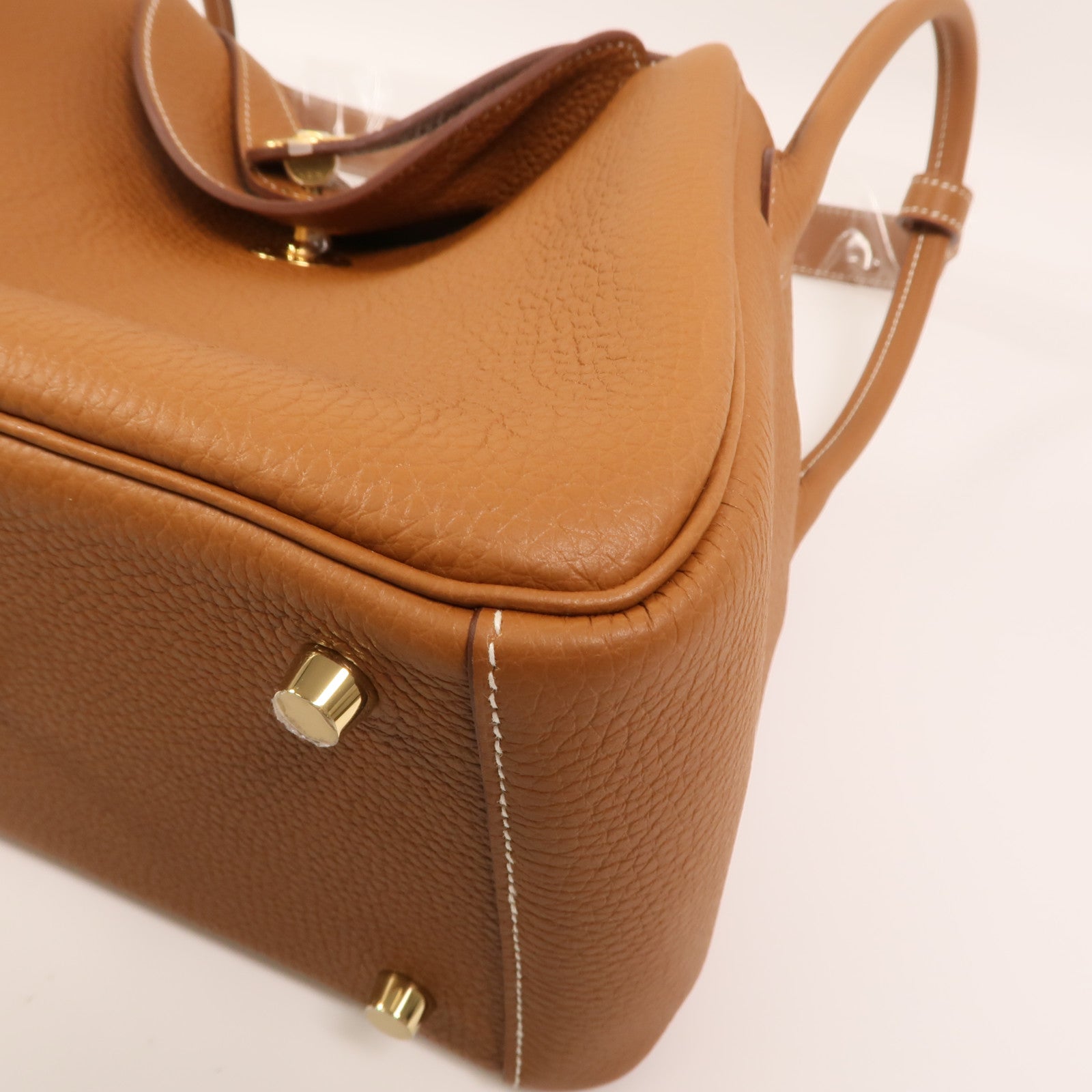 HERMES Clemence皮革Lindy 26金扣手挽肩背兩用袋Gold