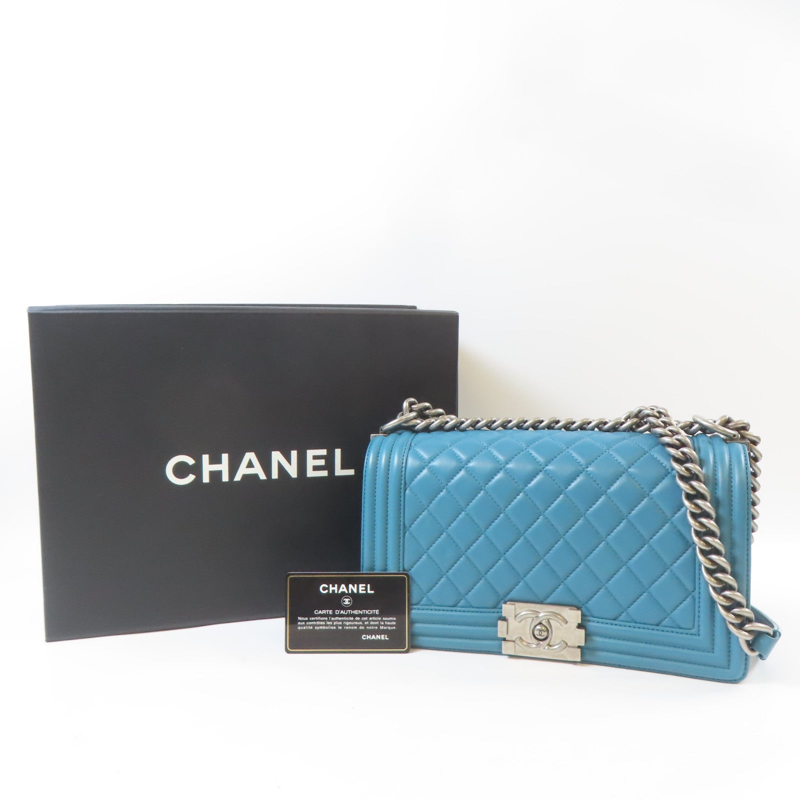 CHANEL 【激減優惠】菱格羊皮皮革Boy 25黑扣鏈帶肩背袋藍色