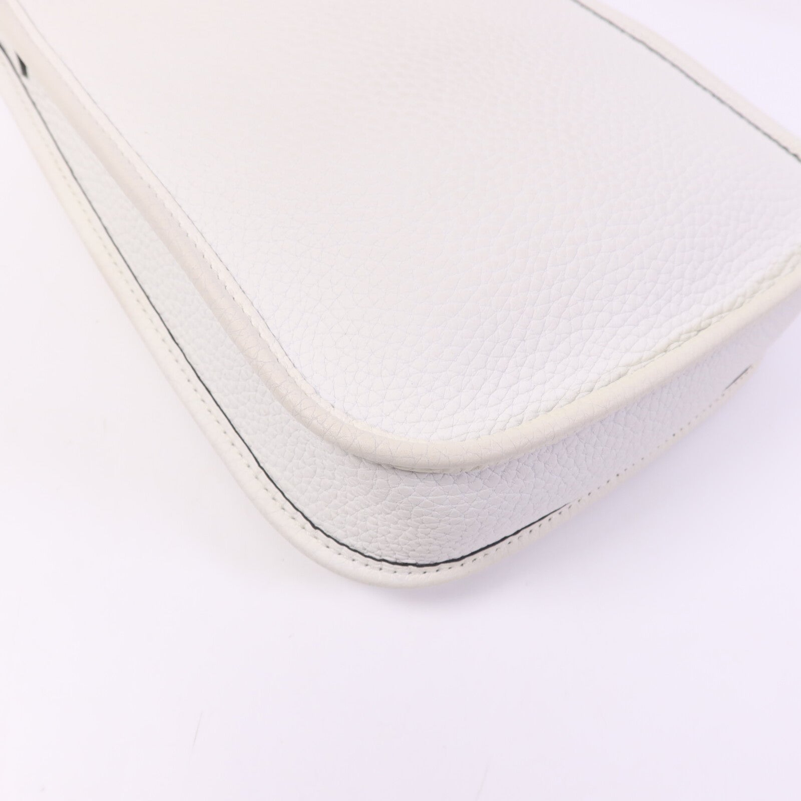 HERMES Clemence皮革Evelyne TPM金扣肩背袋New White