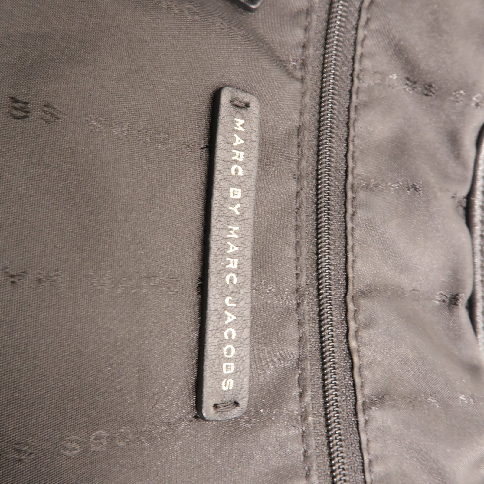 MARC BY MARC JACOBS 牛皮皮革Tote肩背袋