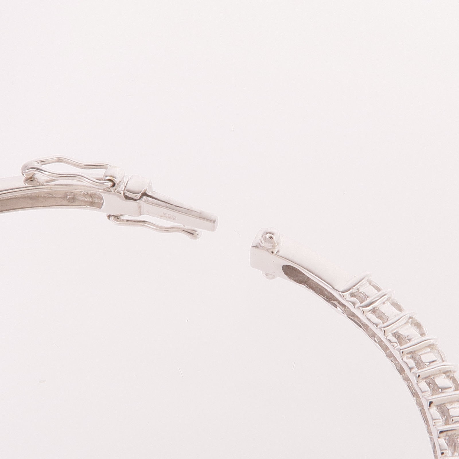 JEWELRY 18K白金Diamond Bracelet鑽石手鐲